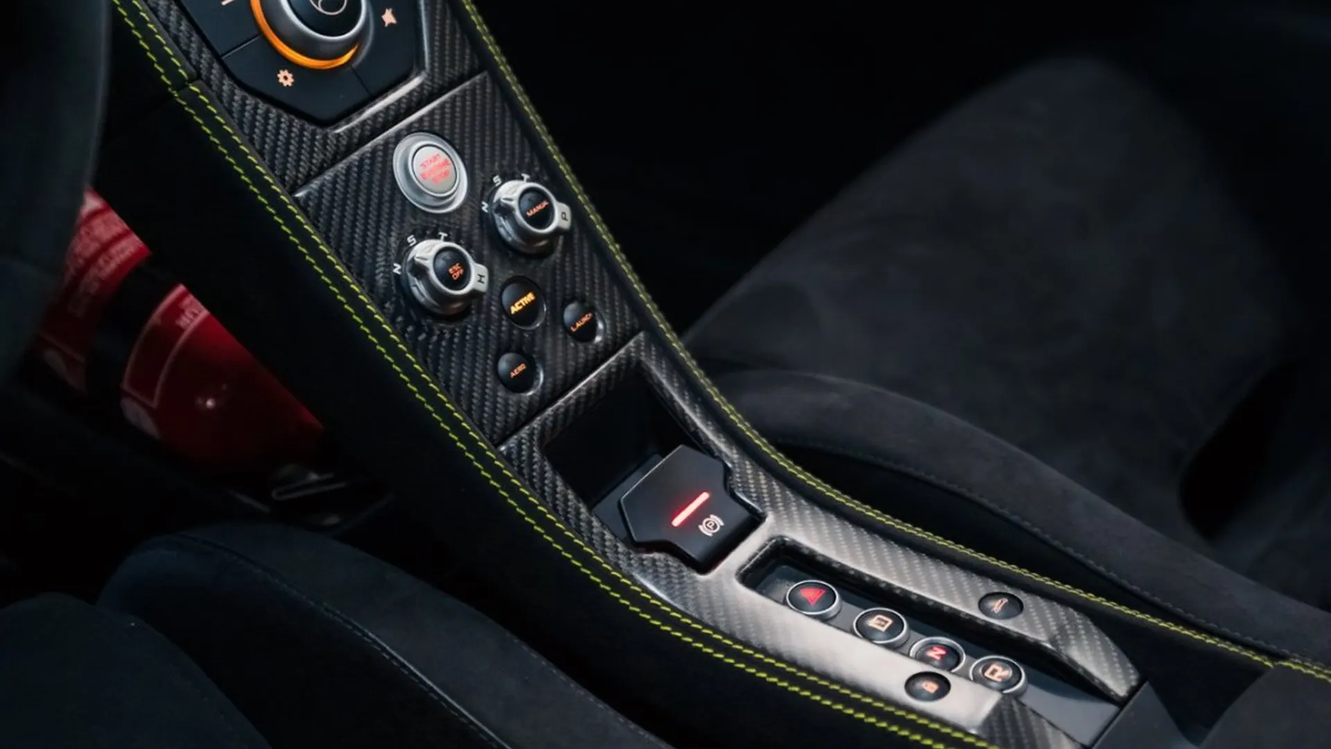 McLaren 675LT — photo 45