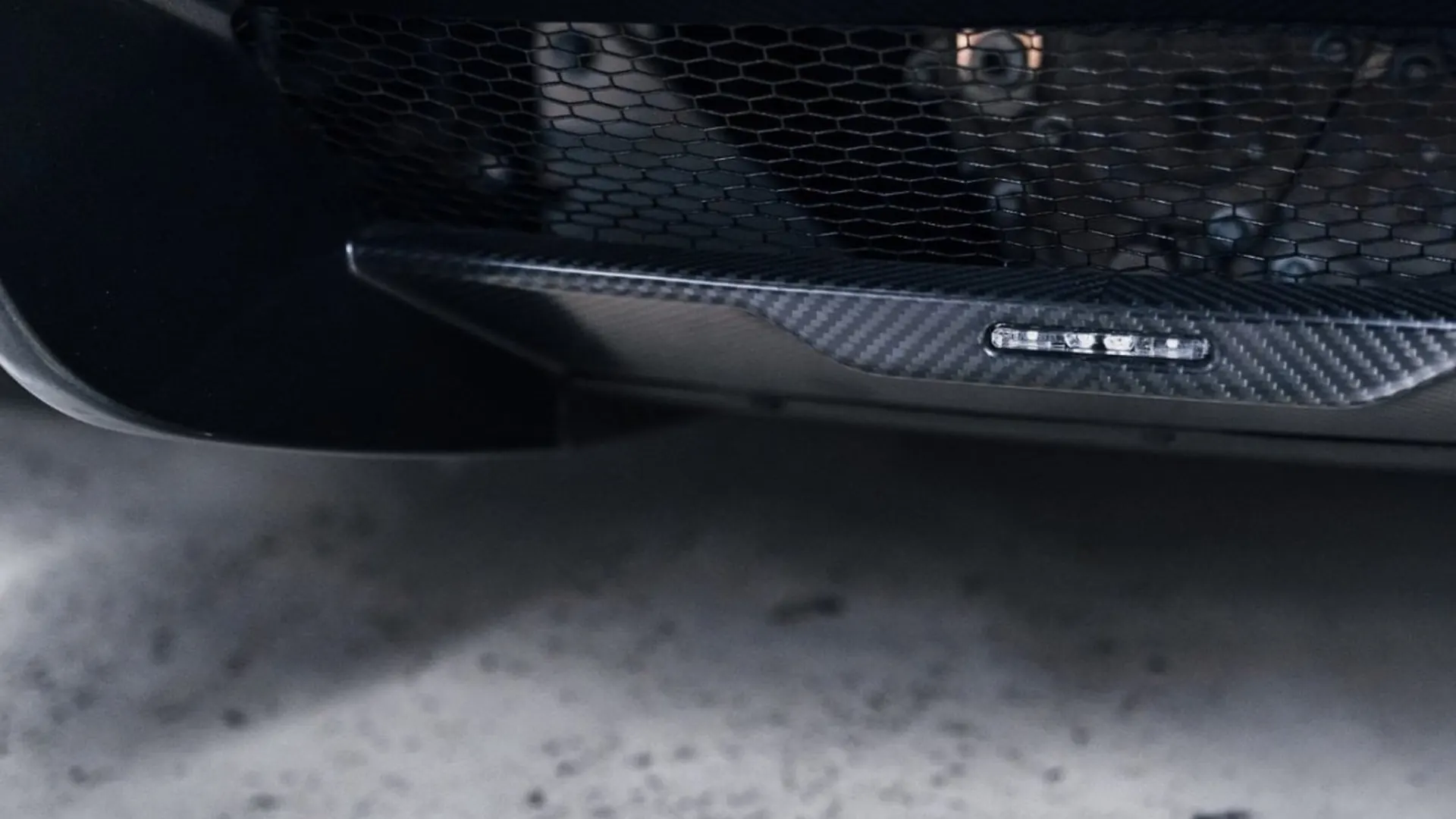McLaren 675LT — photo 29