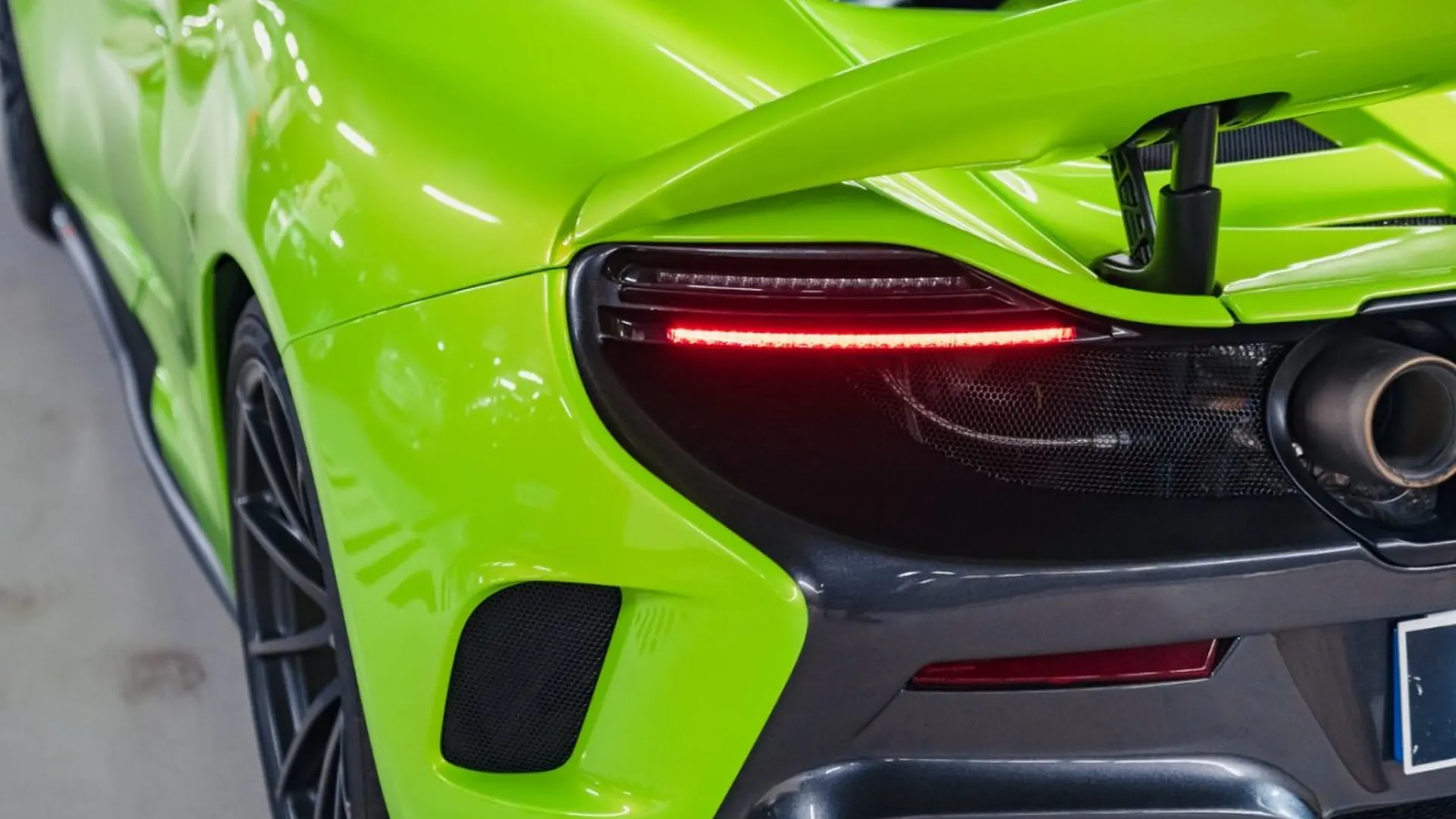 McLaren 675LT — photo 24