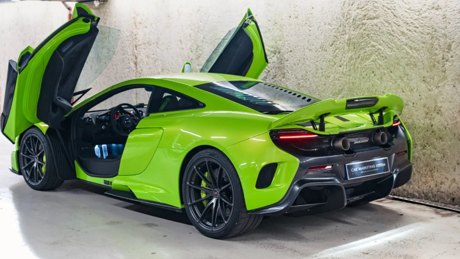 McLaren 675LT — photo 16