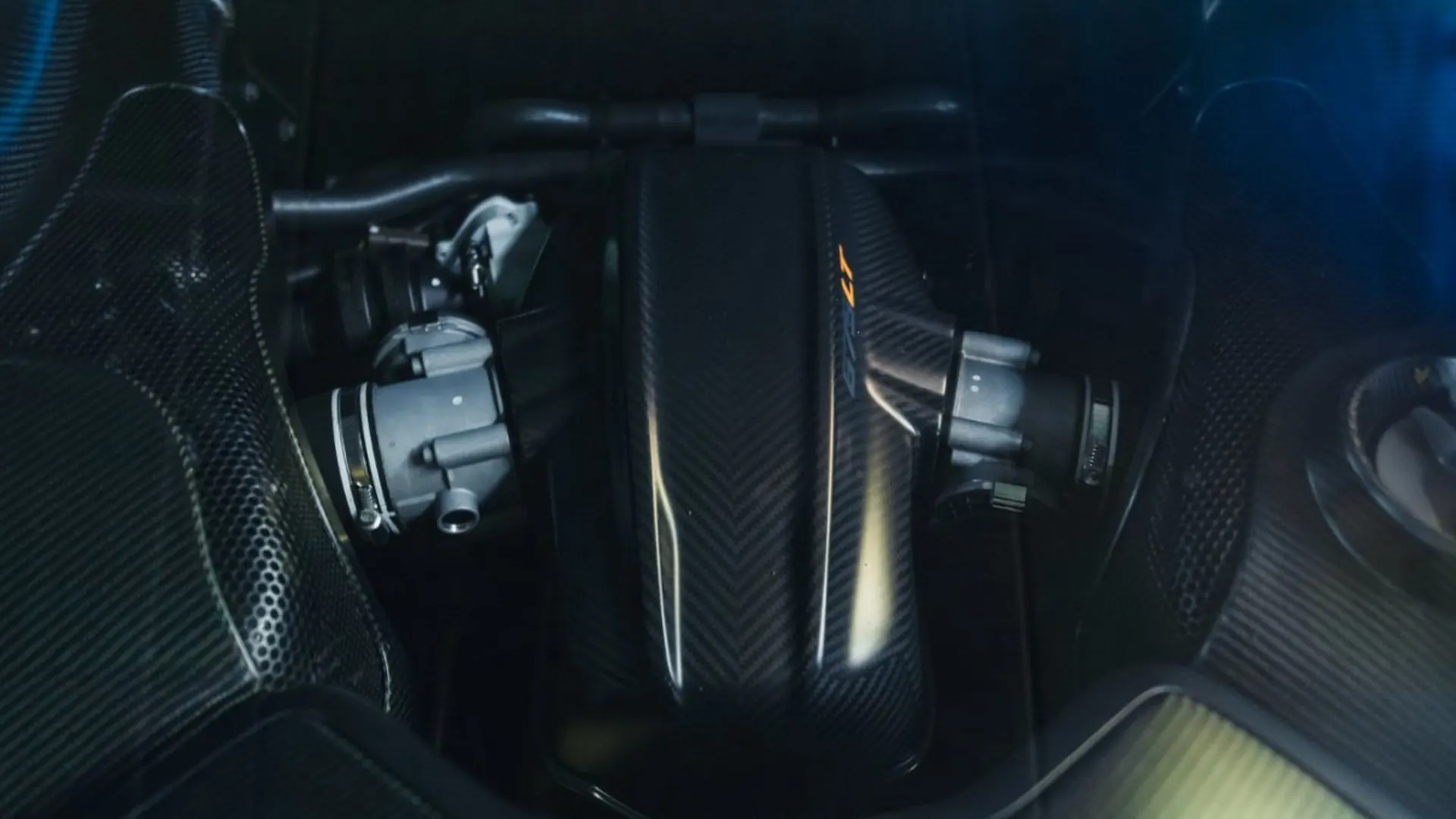 McLaren 675LT — photo 19