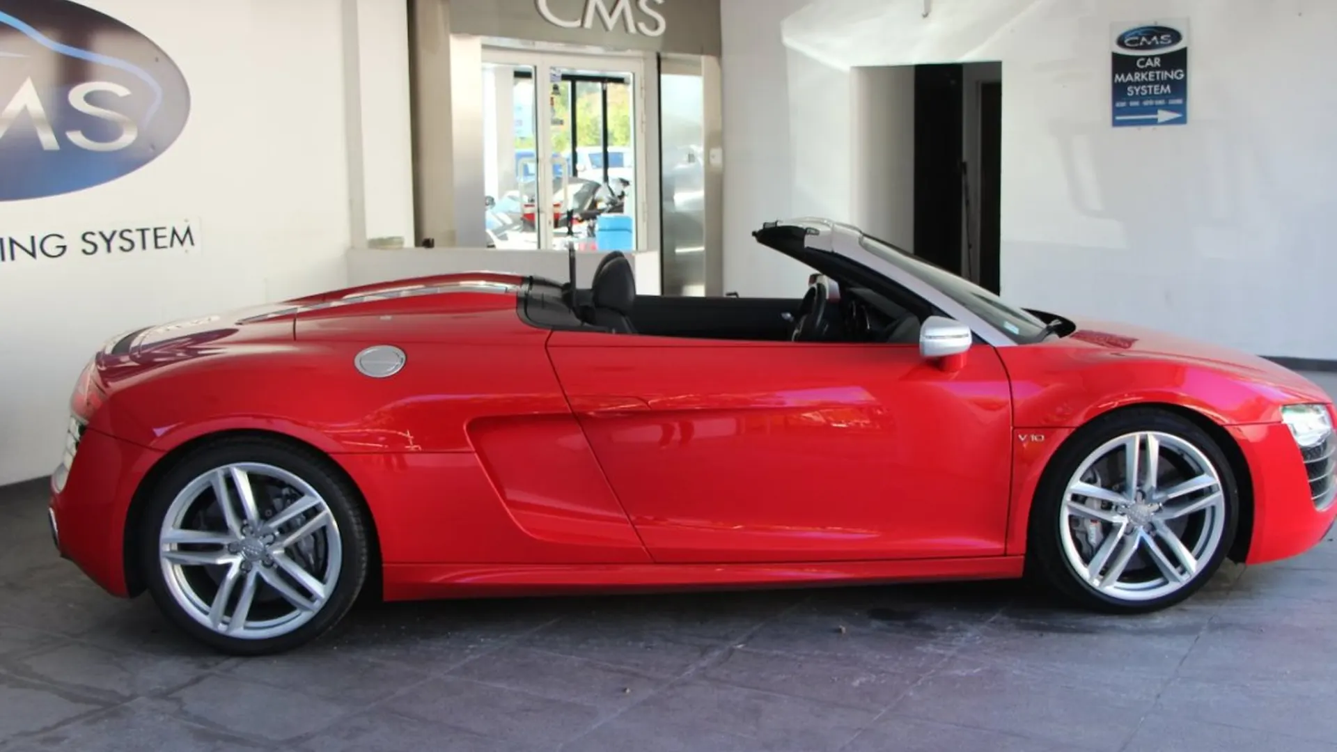 Audi R8 — photo 4