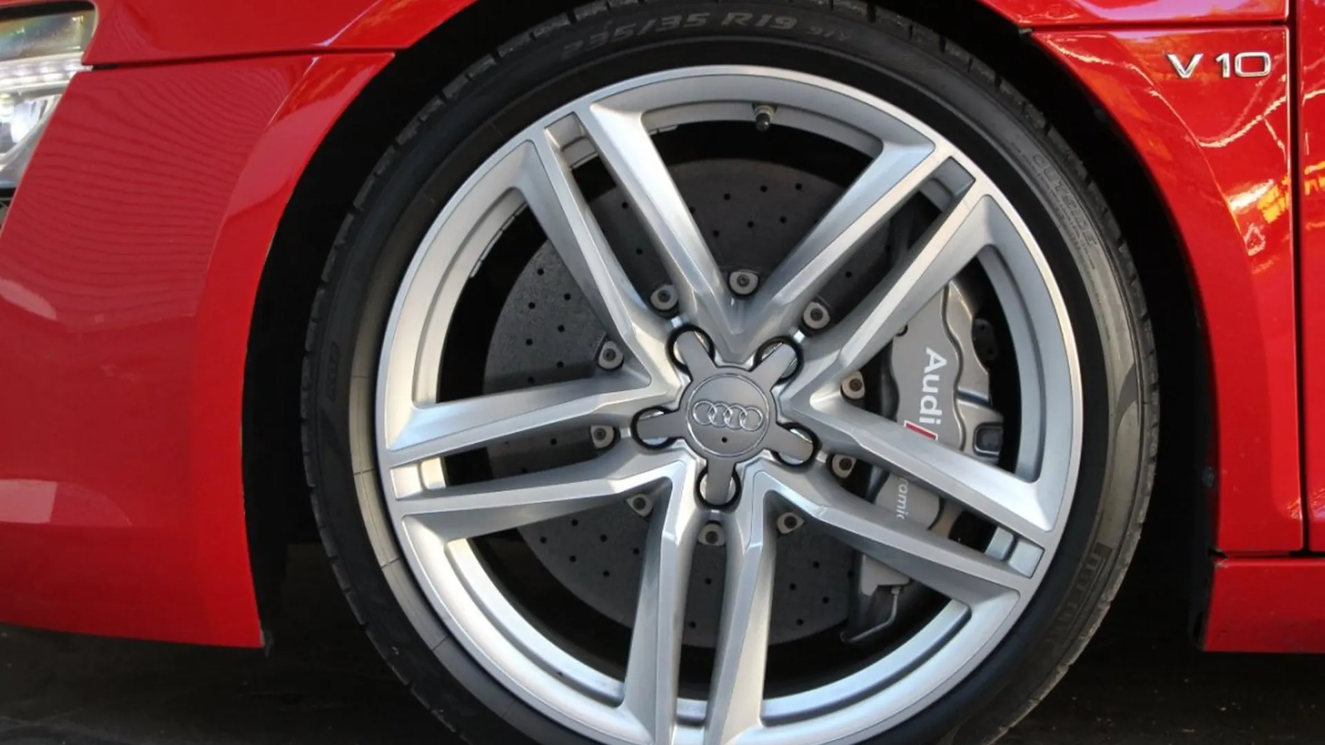 Audi R8 — photo 28