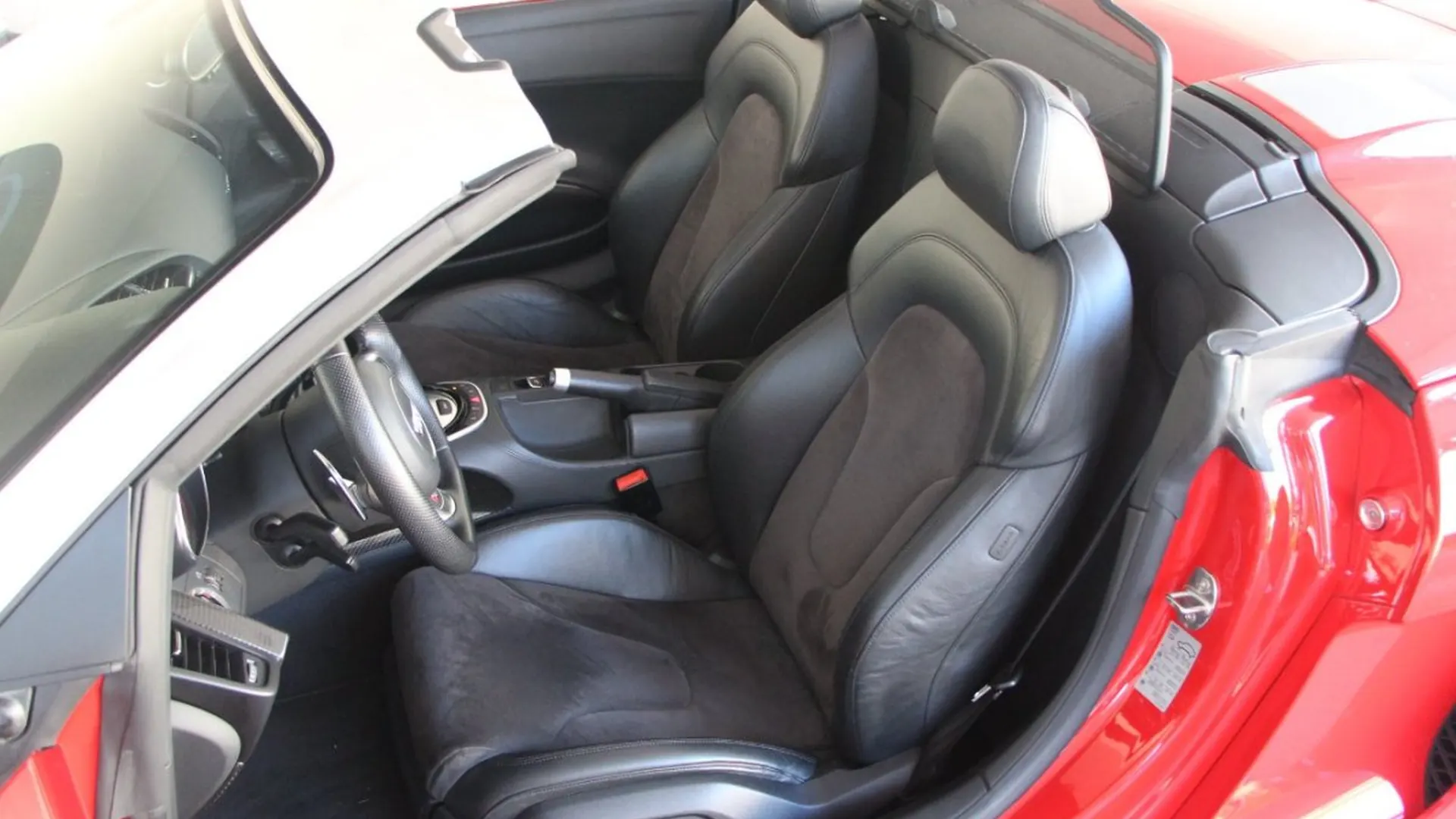Audi R8 — photo 10