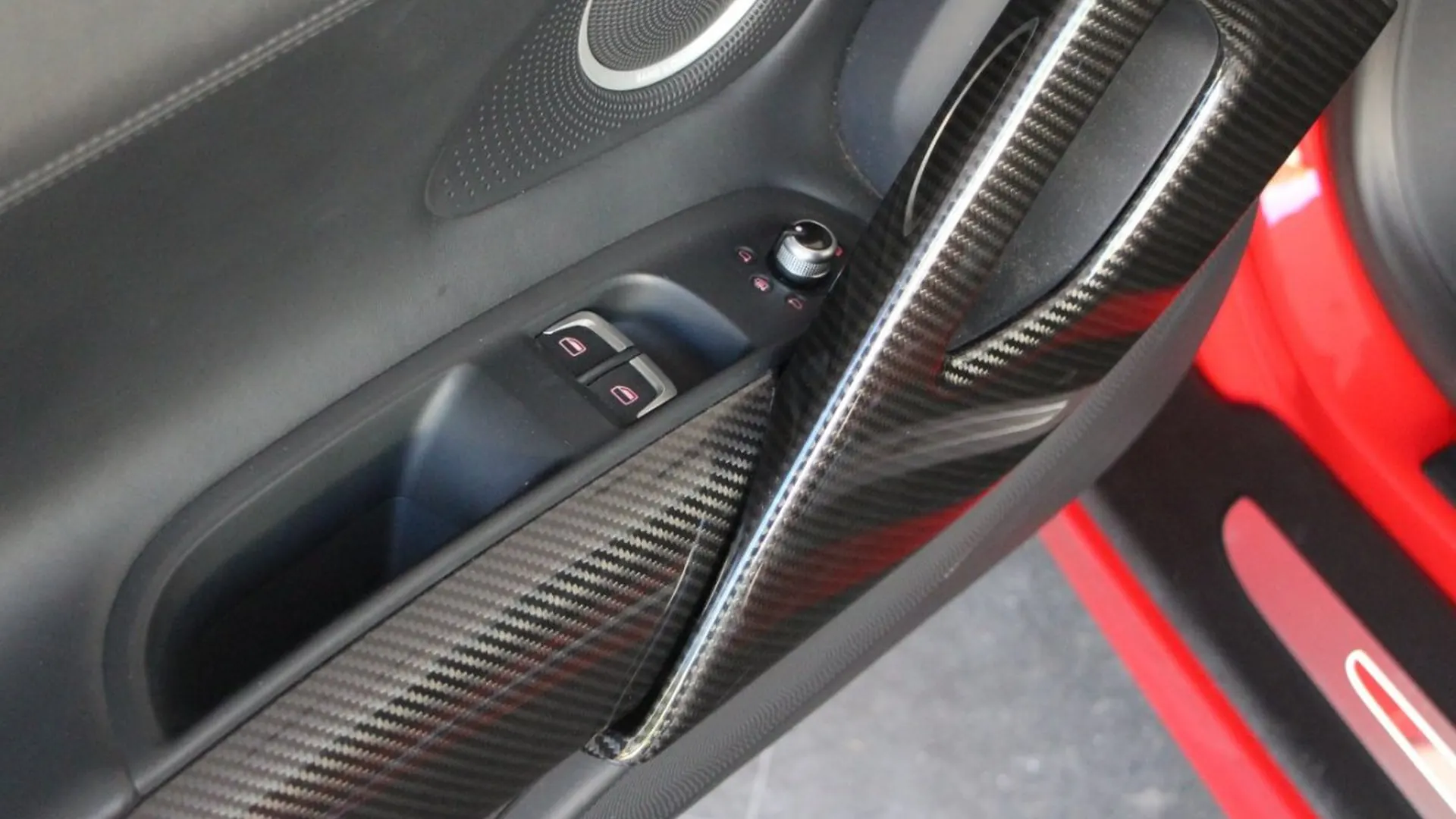 Audi R8 — photo 12
