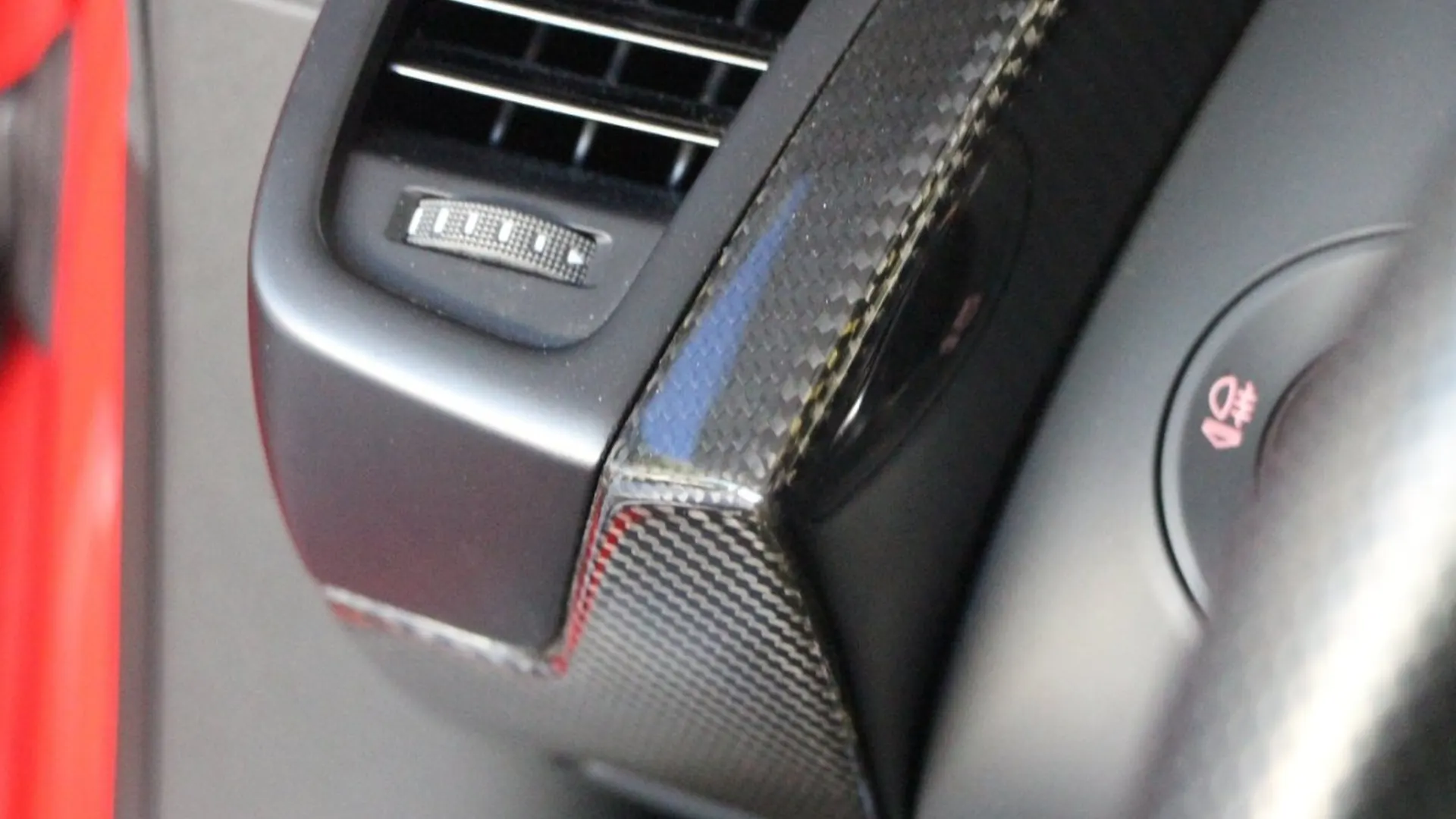 Audi R8 — photo 23