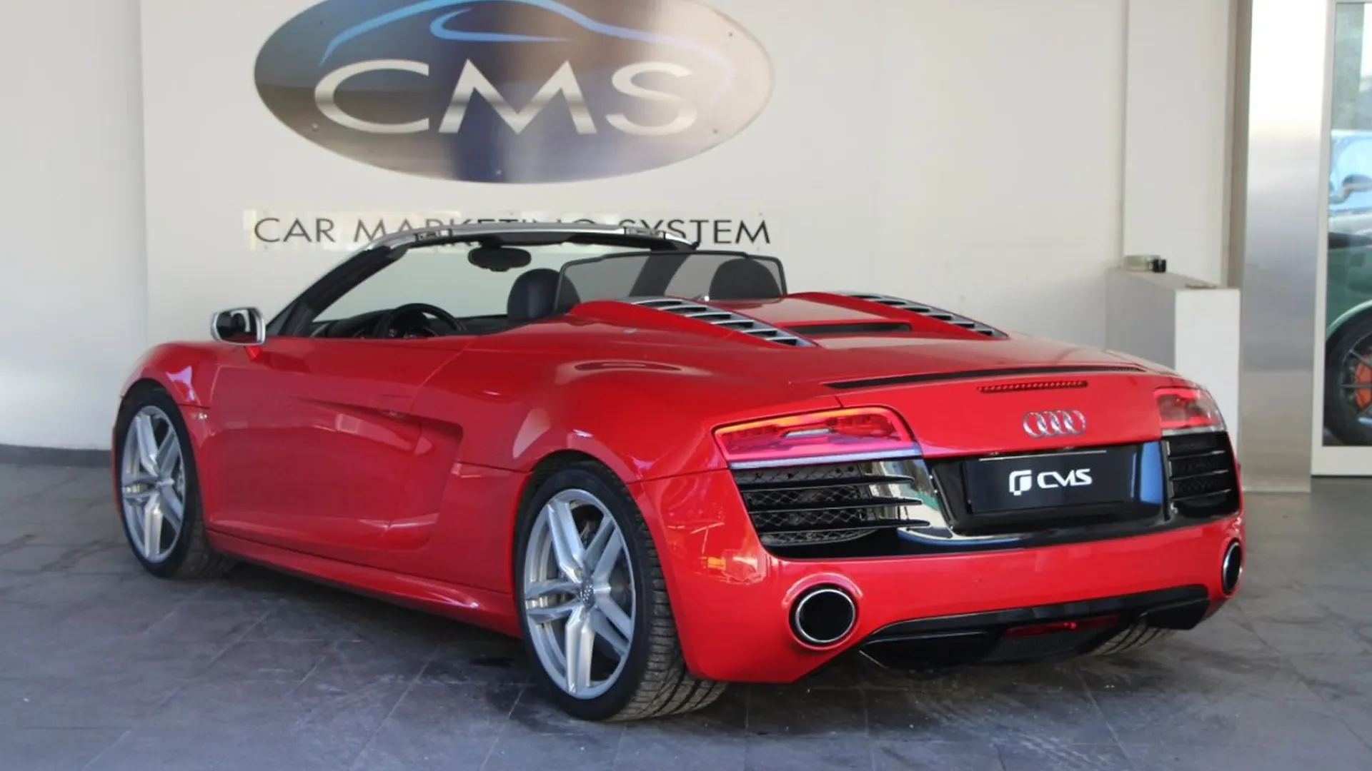 Audi R8 — photo 5