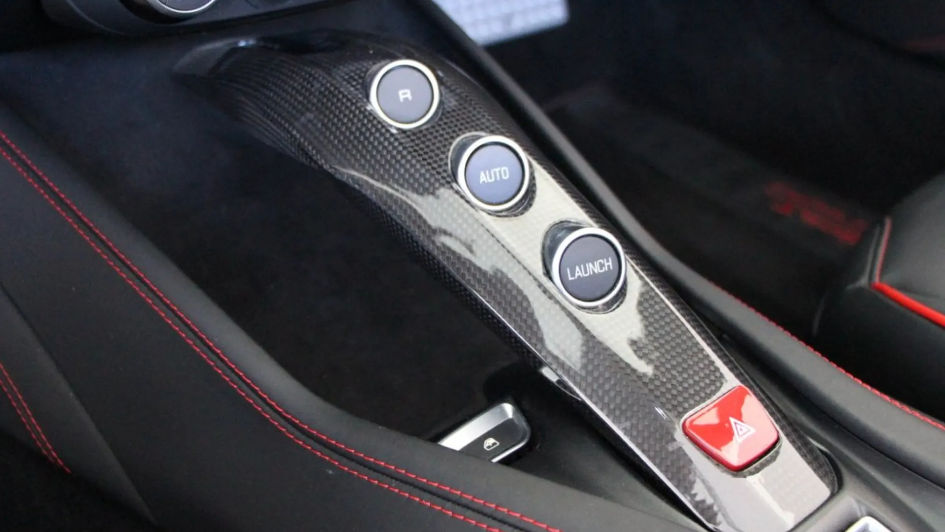 Ferrari California — photo 23