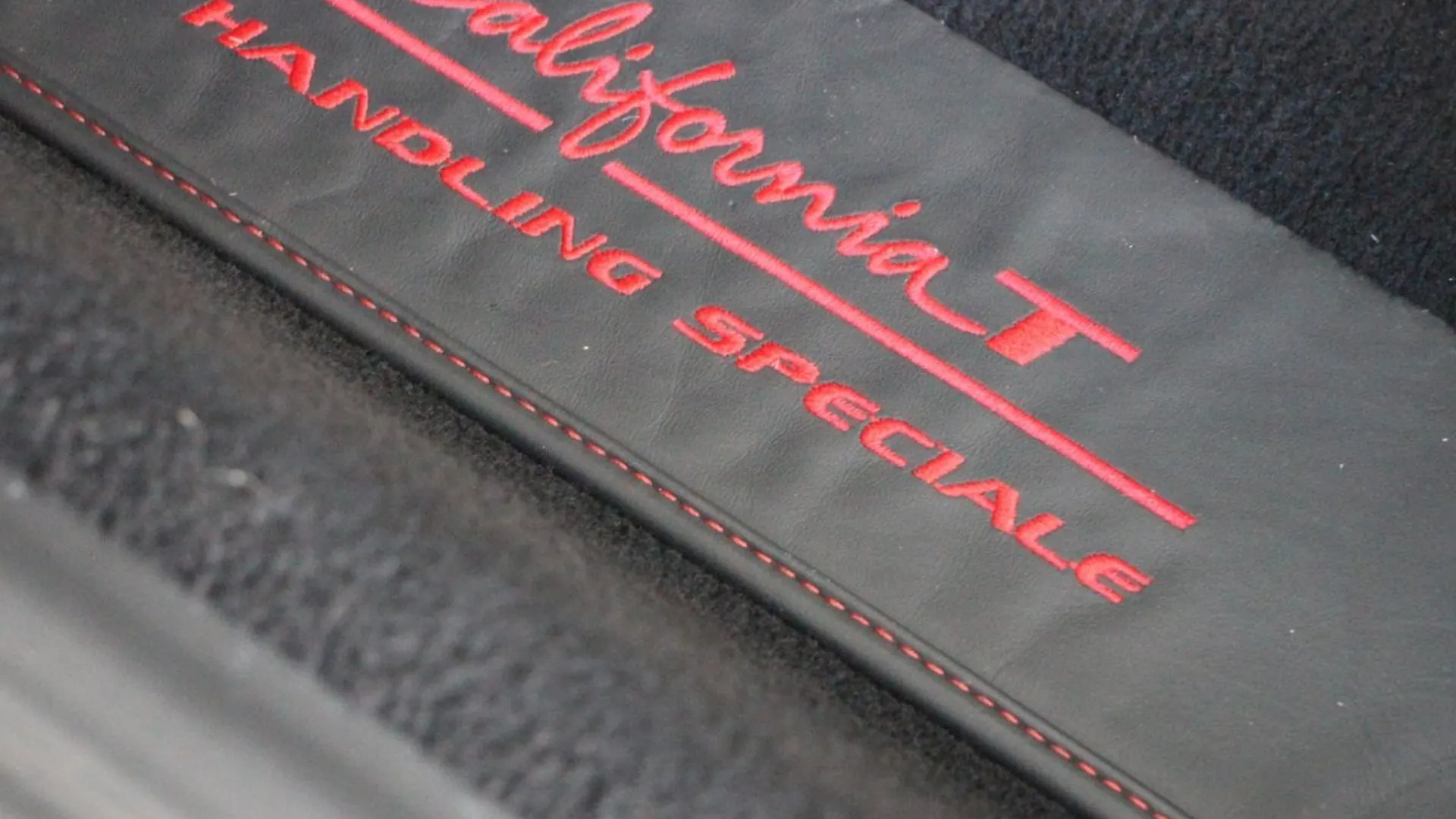 Ferrari California — photo 21