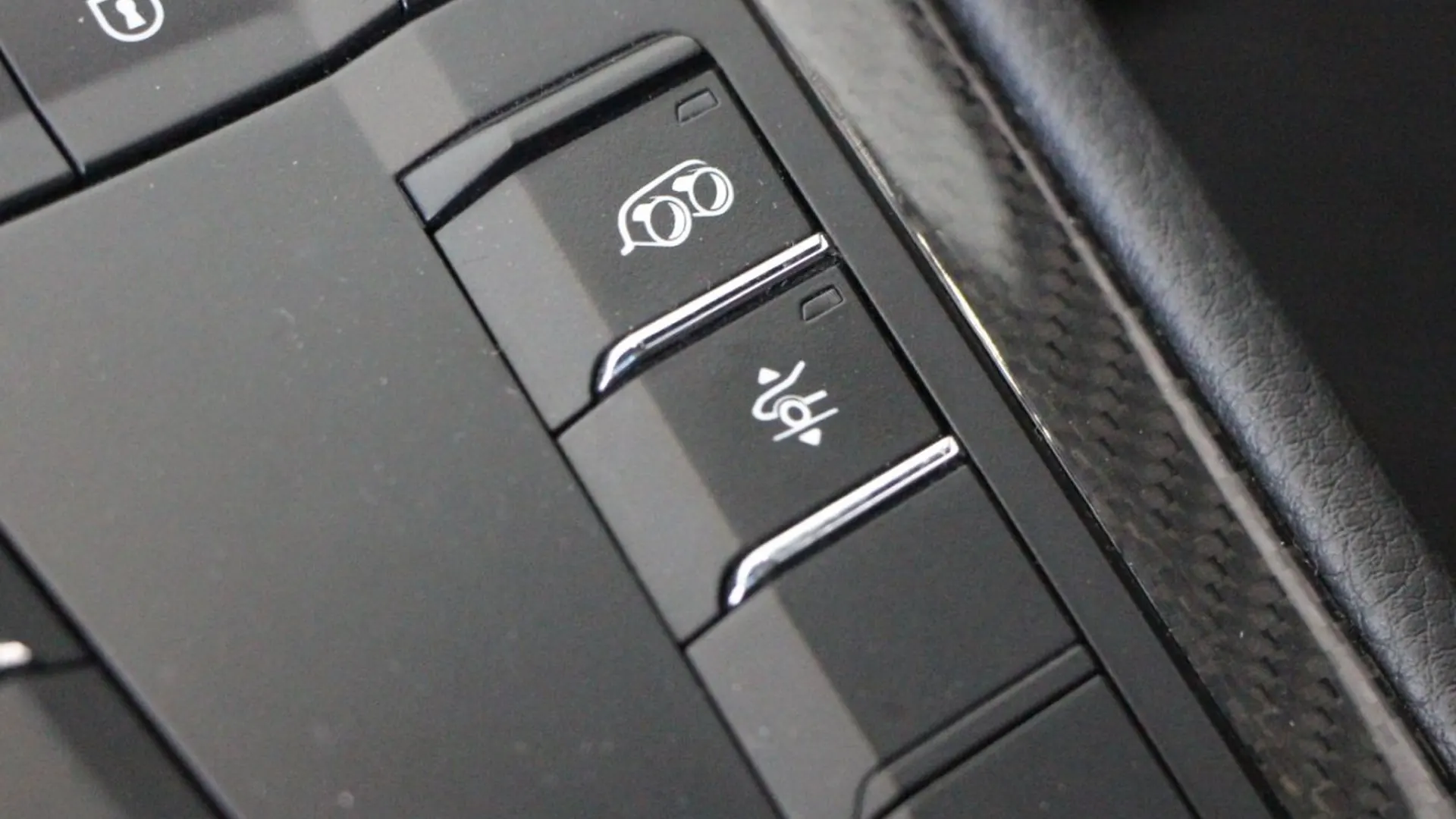 Porsche 911 — photo 27