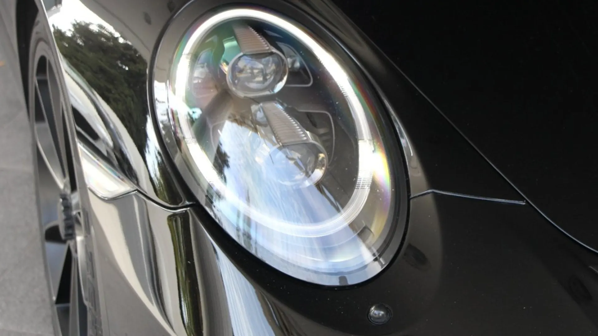 Porsche 911 — photo 6