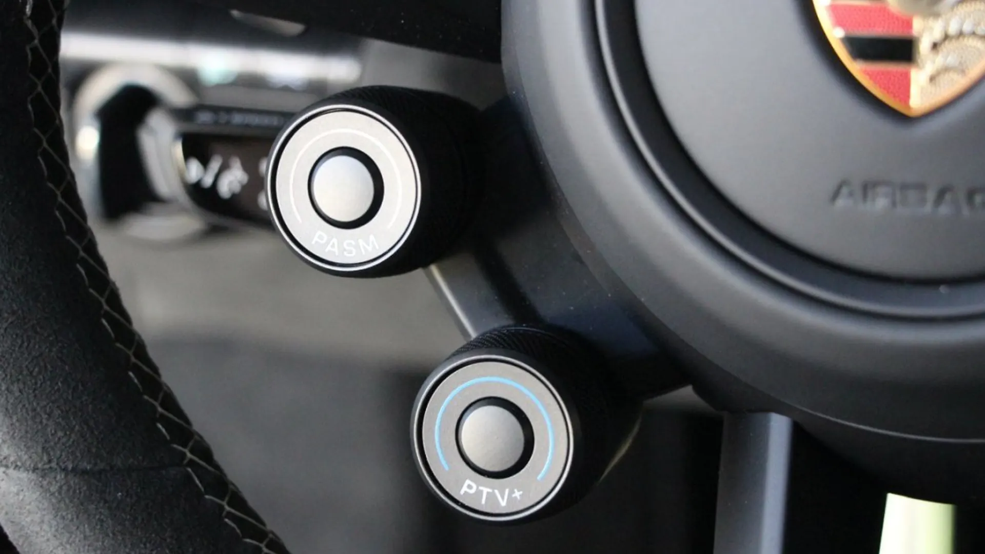 Porsche 911 — photo 21