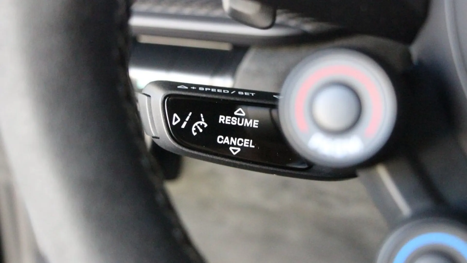 Porsche 911 — photo 22