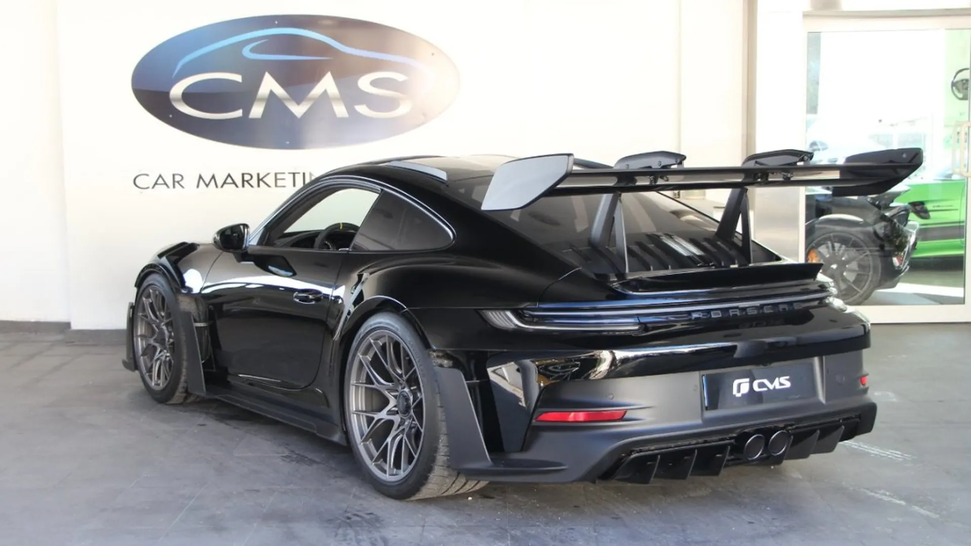 Porsche 911 — photo 7