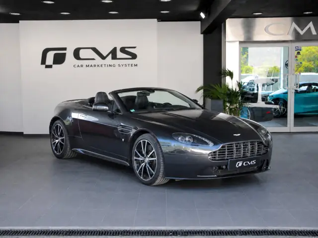 Aston Martin Vantage