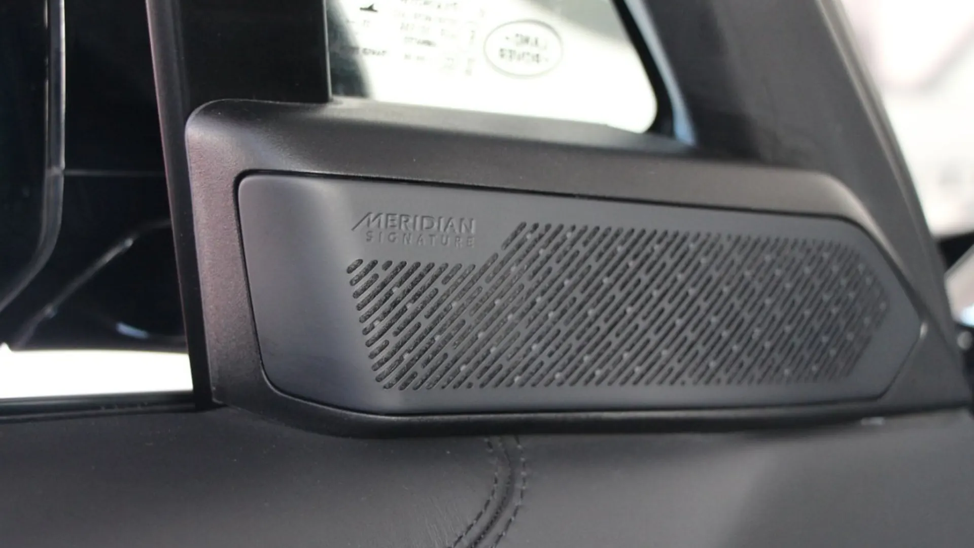 Land Rover Range Rover — photo 22