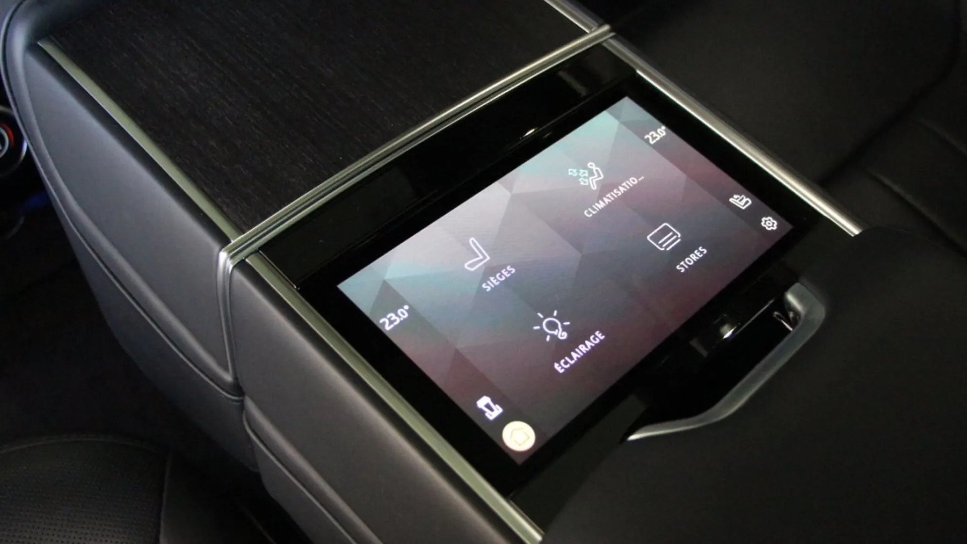 Land Rover Range Rover — photo 18