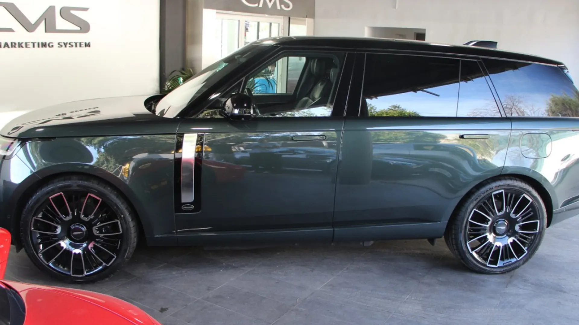 Land Rover Range Rover — photo 5