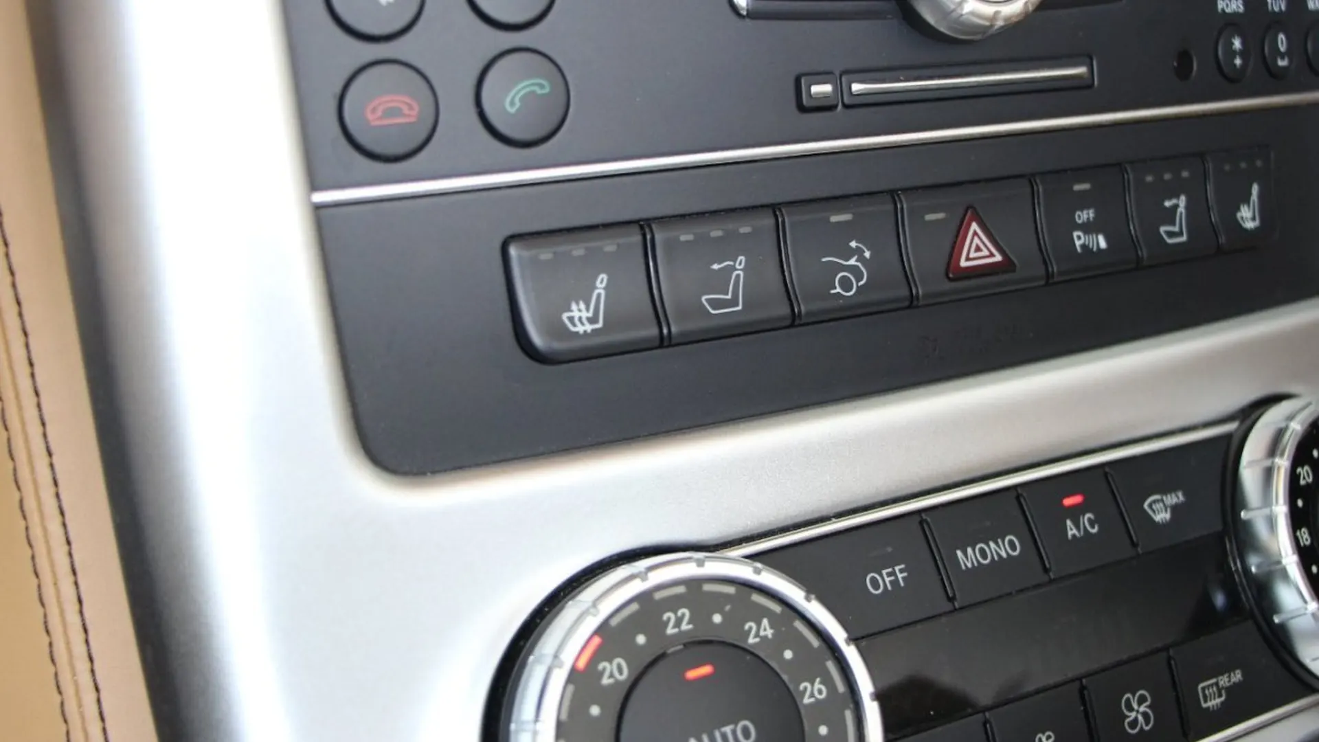 Mercedes SLS — photo 21