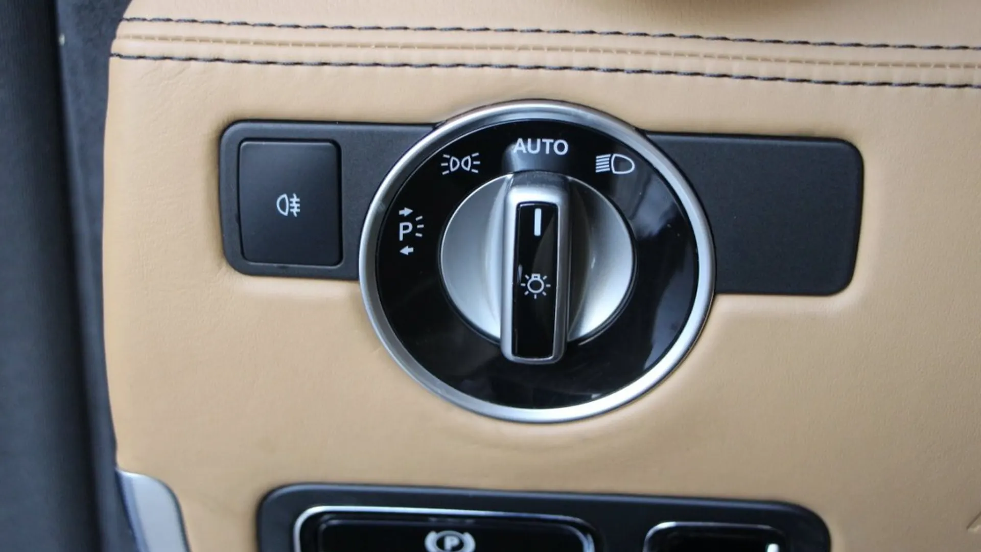 Mercedes SLS — photo 24