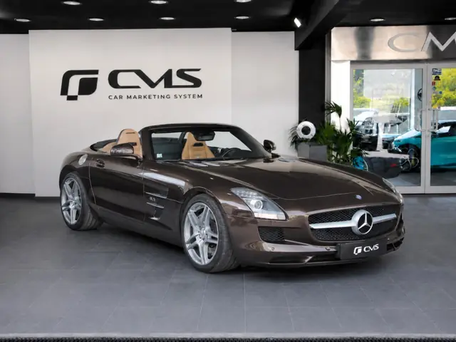 Mercedes-Benz SLS