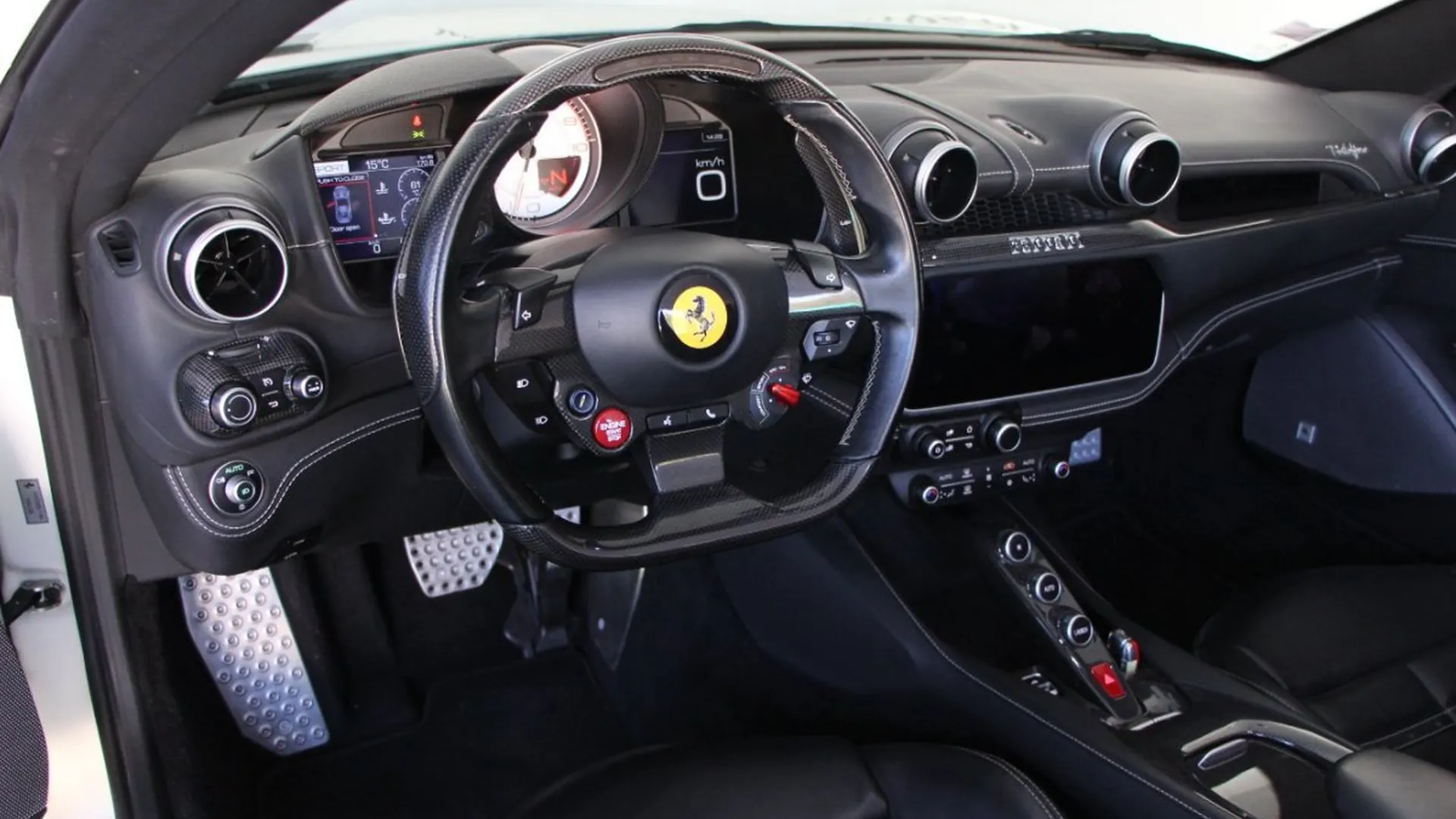 Ferrari Portofino — photo 10