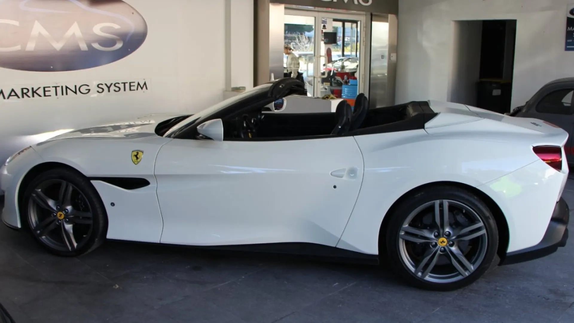 Ferrari Portofino — photo 6
