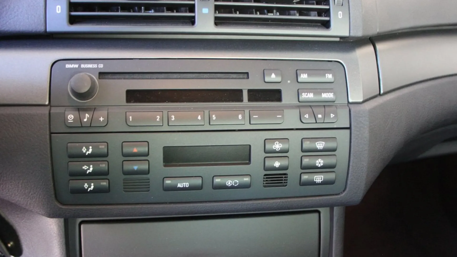 BMW M3 — photo 19