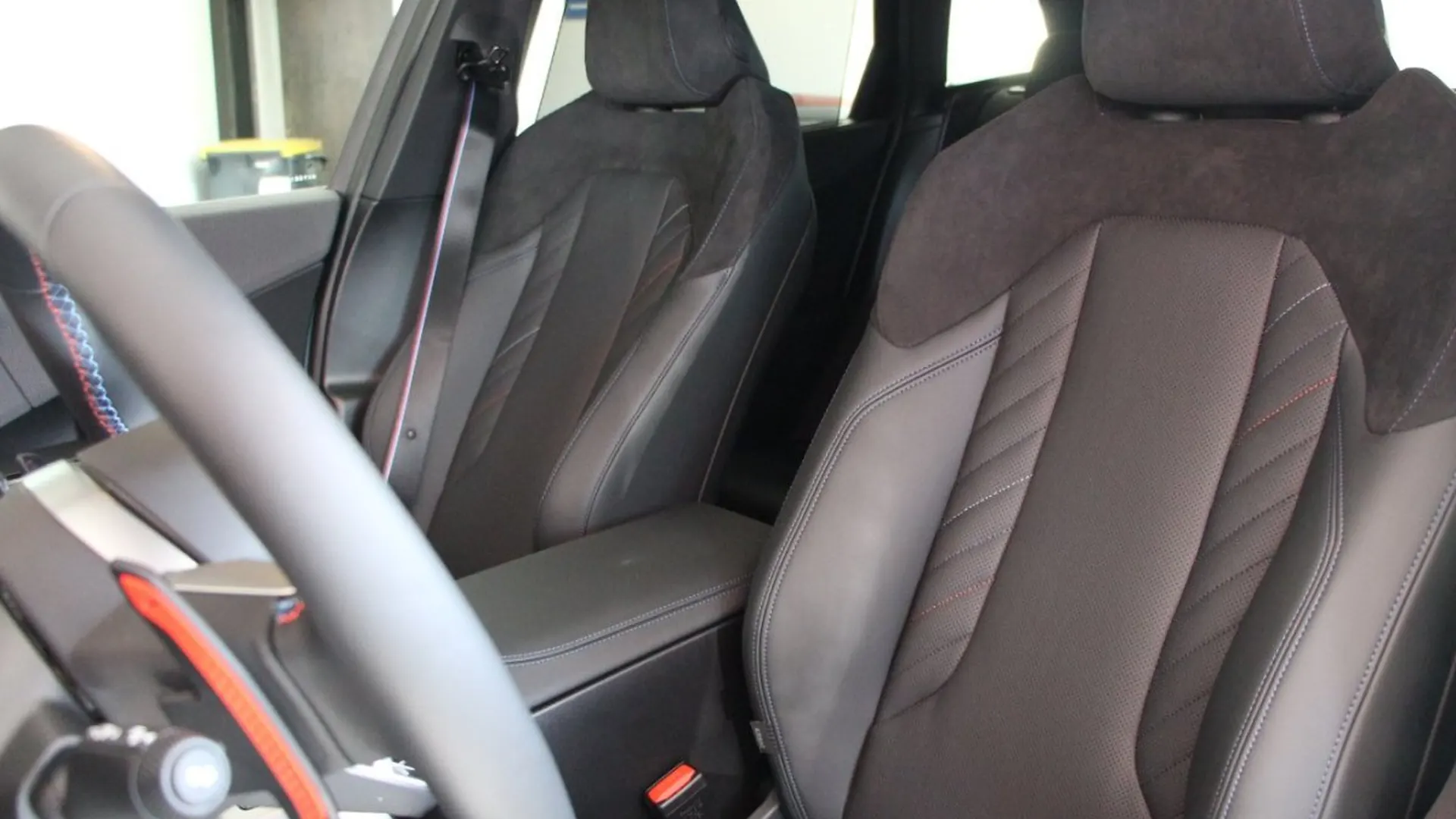 BMW X3 — photo 10