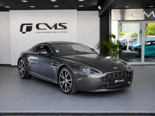 Aston Martin Vantage