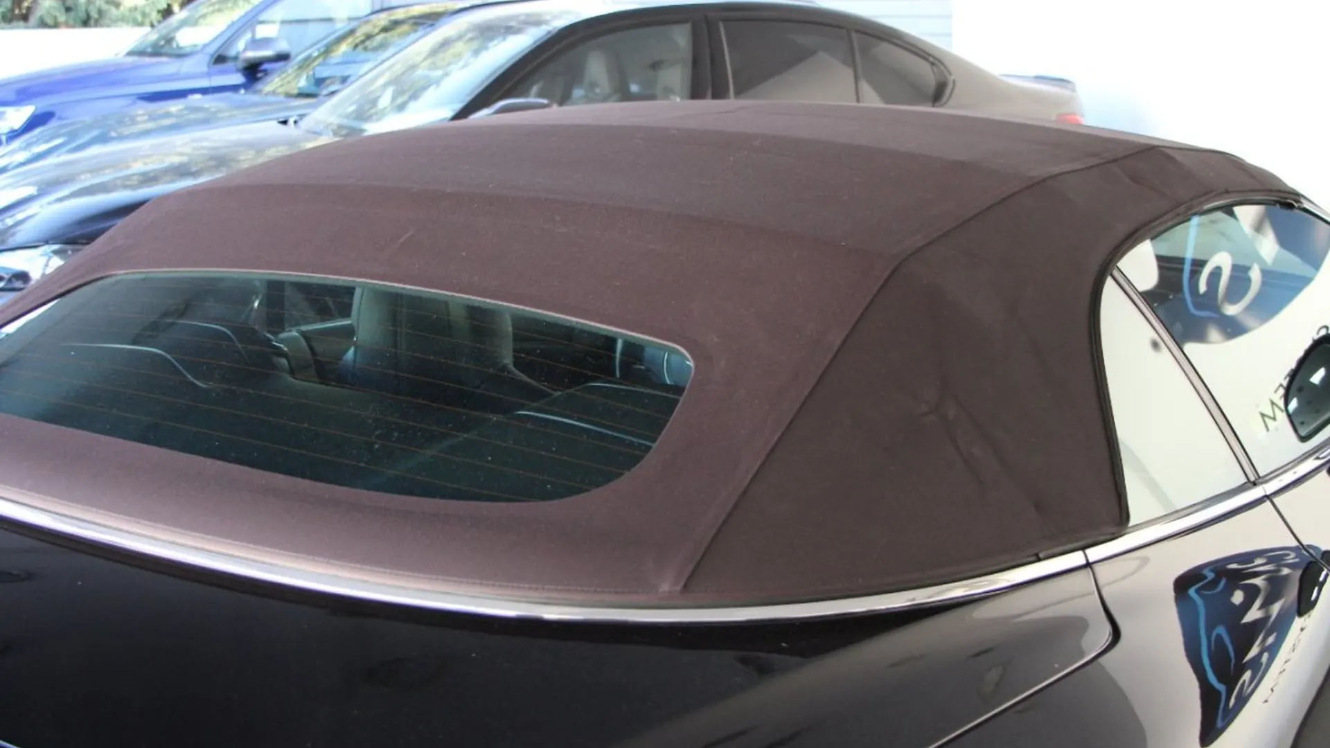 Aston Martin DB9 — photo 10