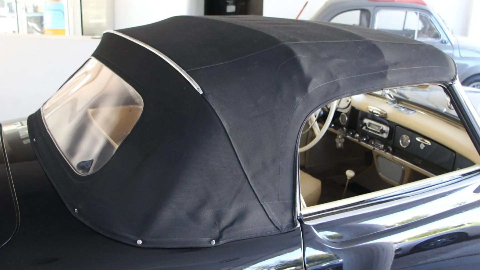 Mercedes 190 — photo 26