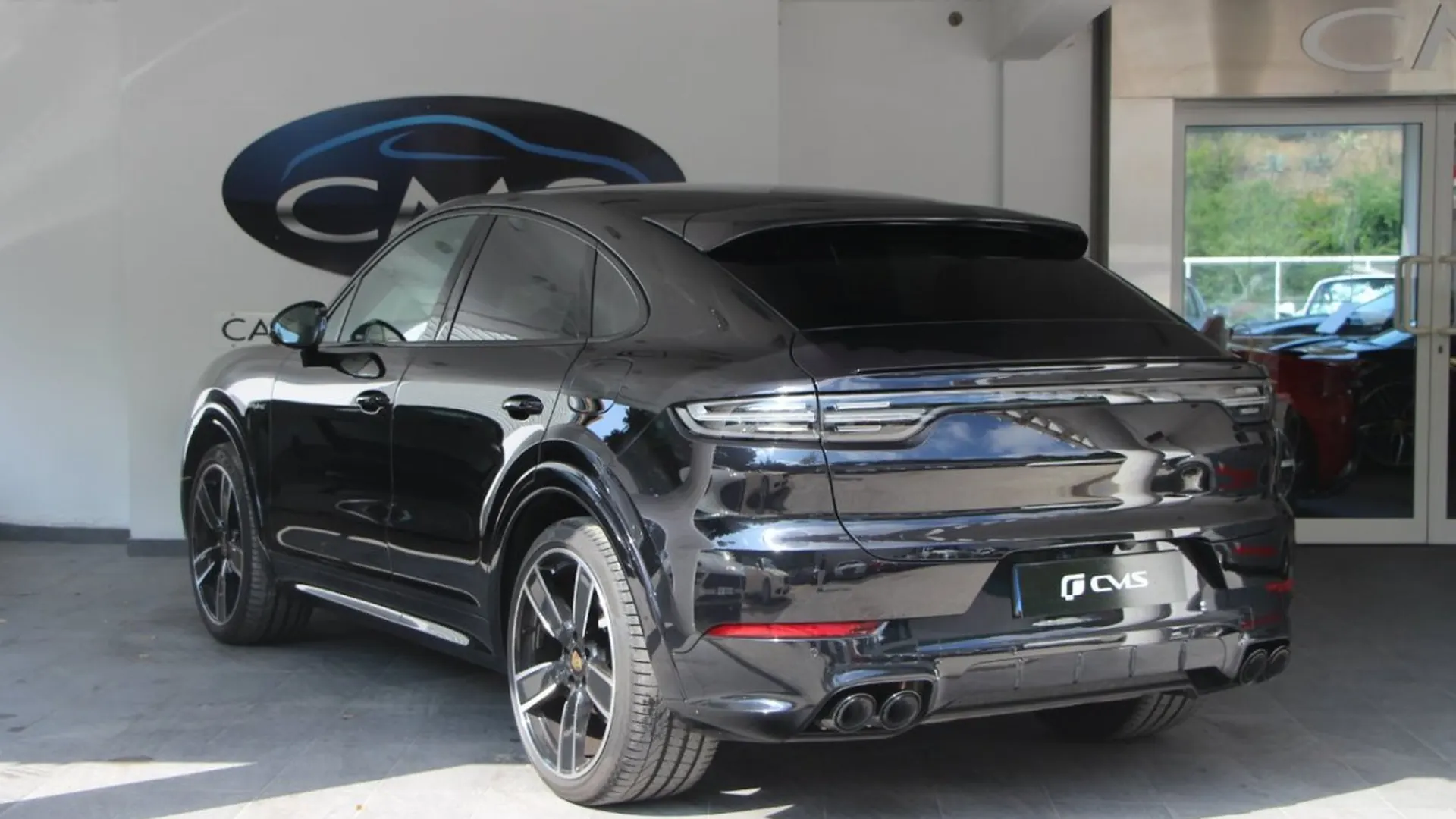 Porsche Cayenne — photo 3