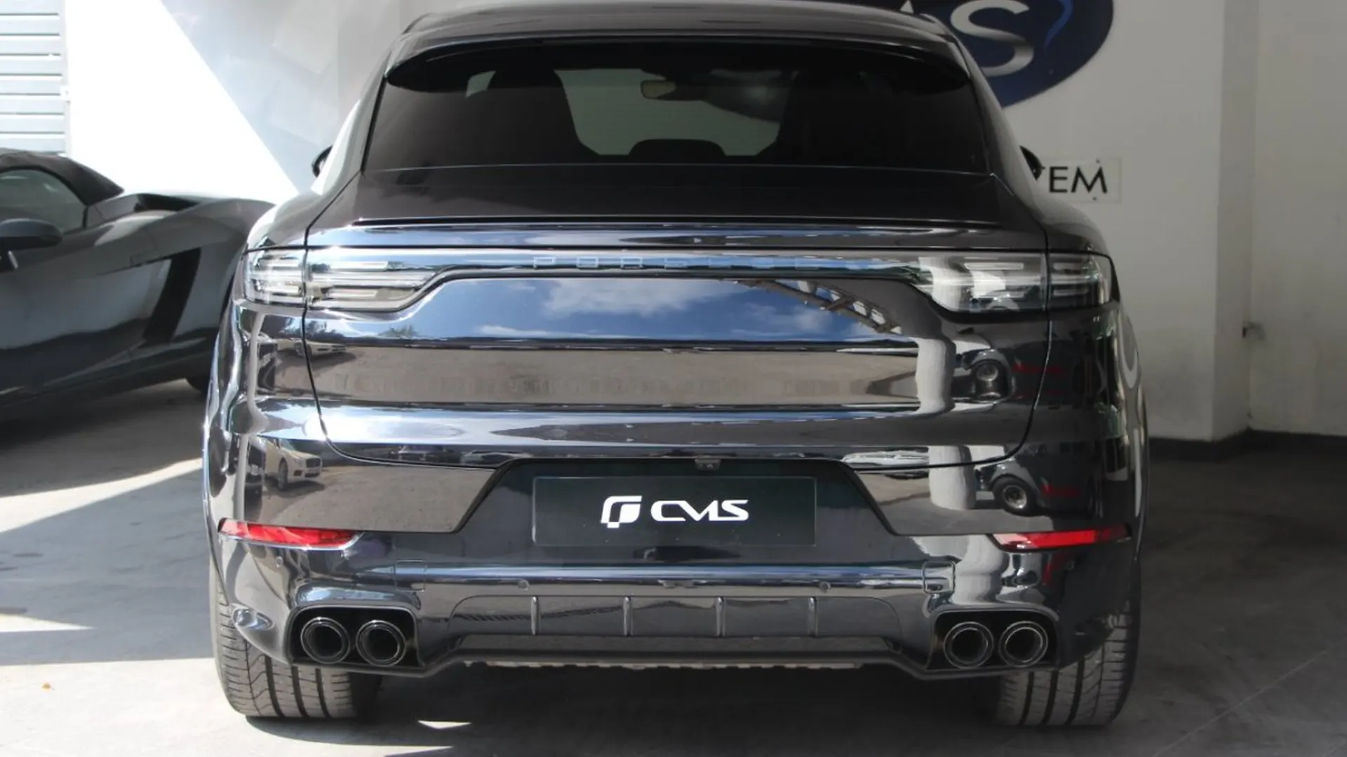 Porsche Cayenne — photo 4