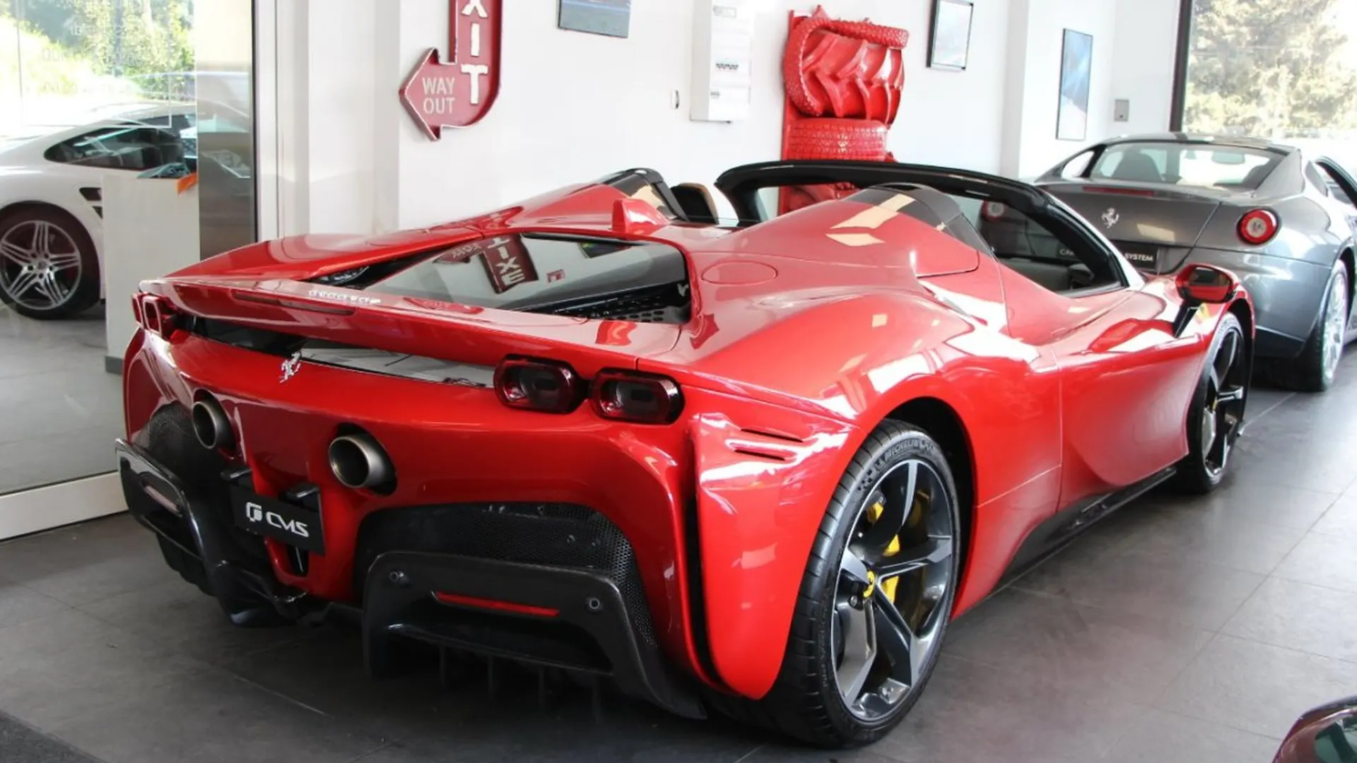 Ferrari SF90 — photo 3