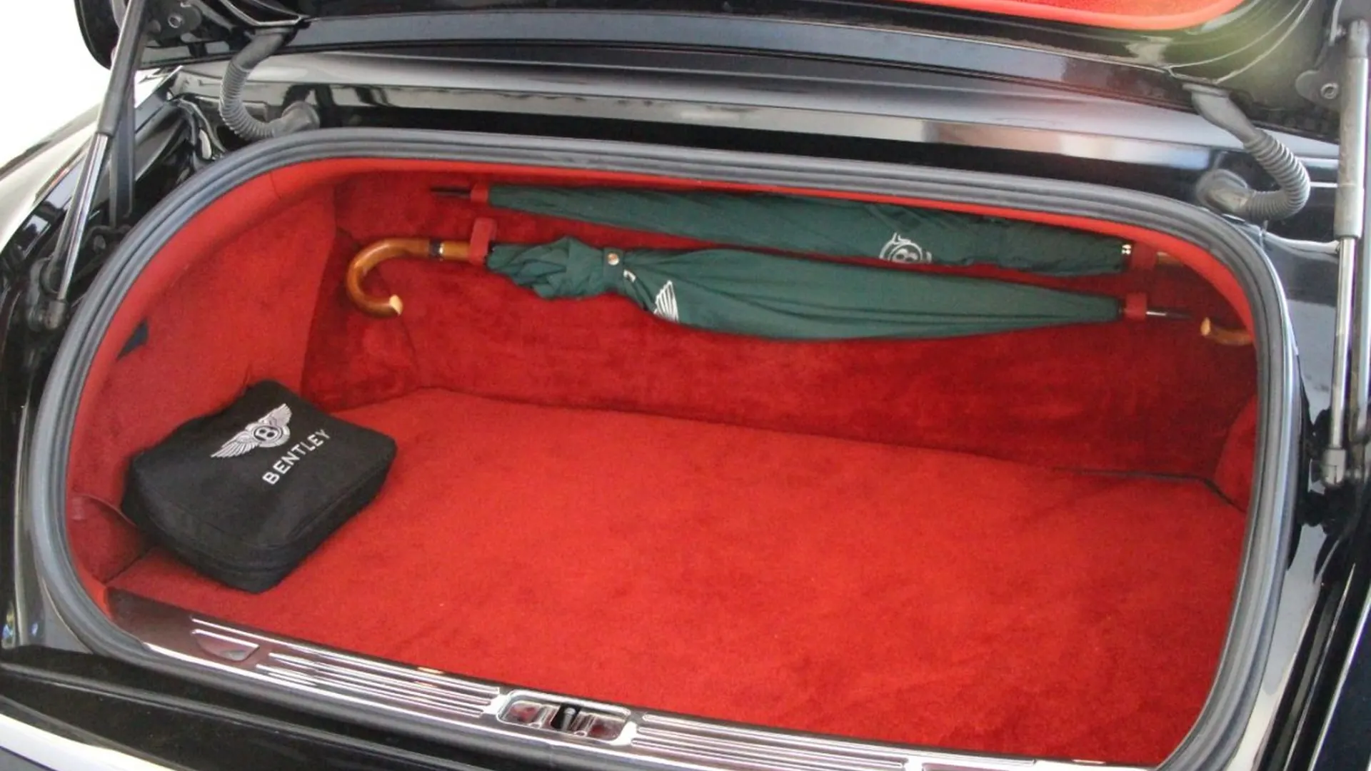 Bentley Mulsanne — photo 45