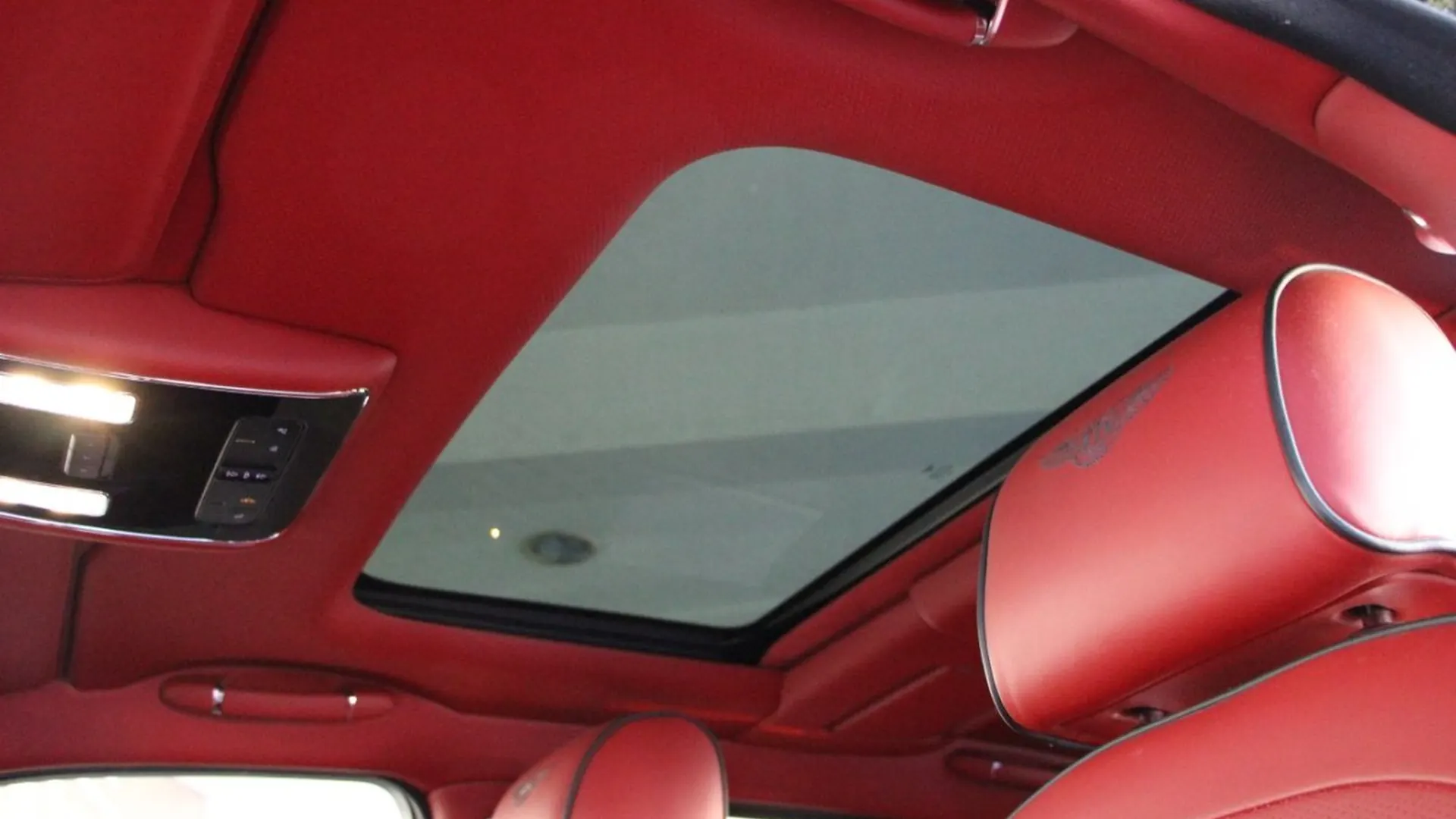 Bentley Mulsanne — photo 22