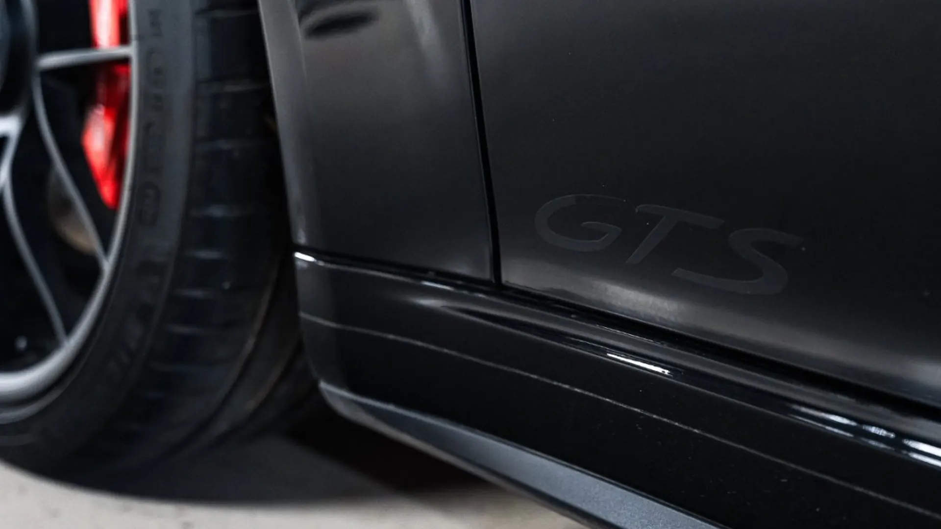 Porsche 911 — photo 11