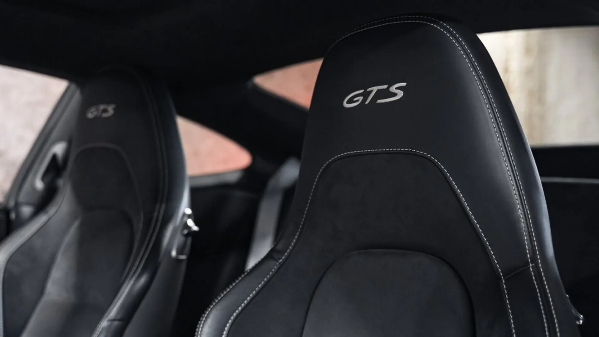 Porsche 911 — photo 23