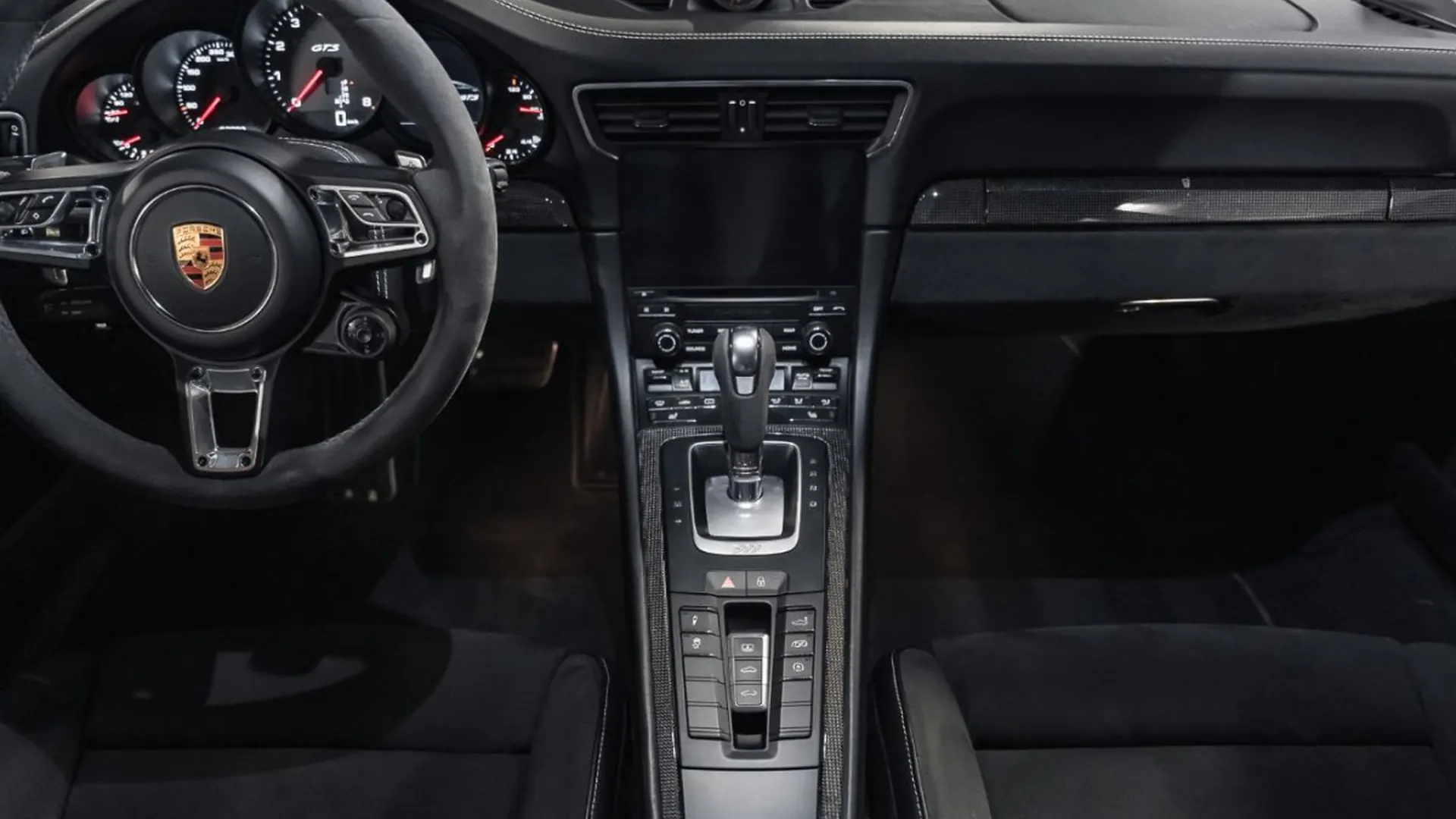 Porsche 911 — photo 27
