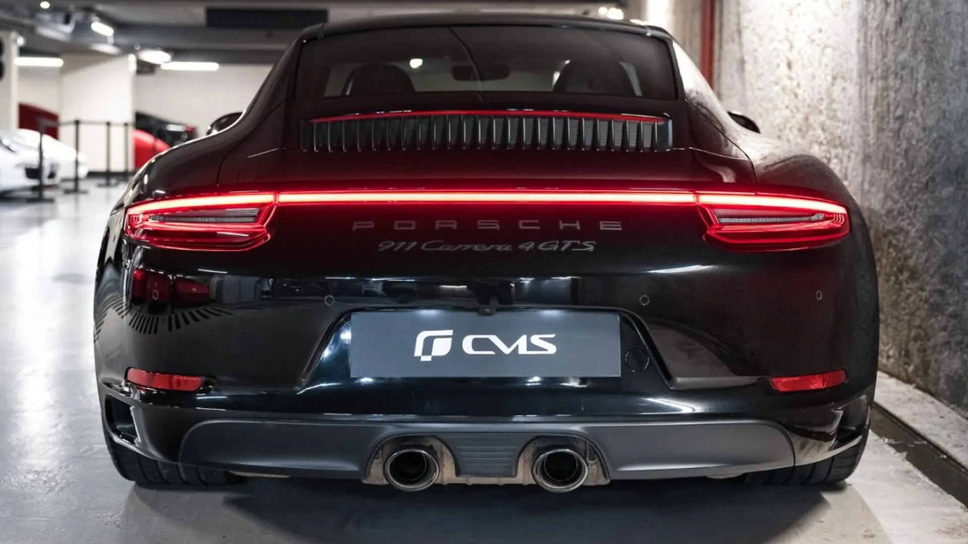 Porsche 911 — photo 16