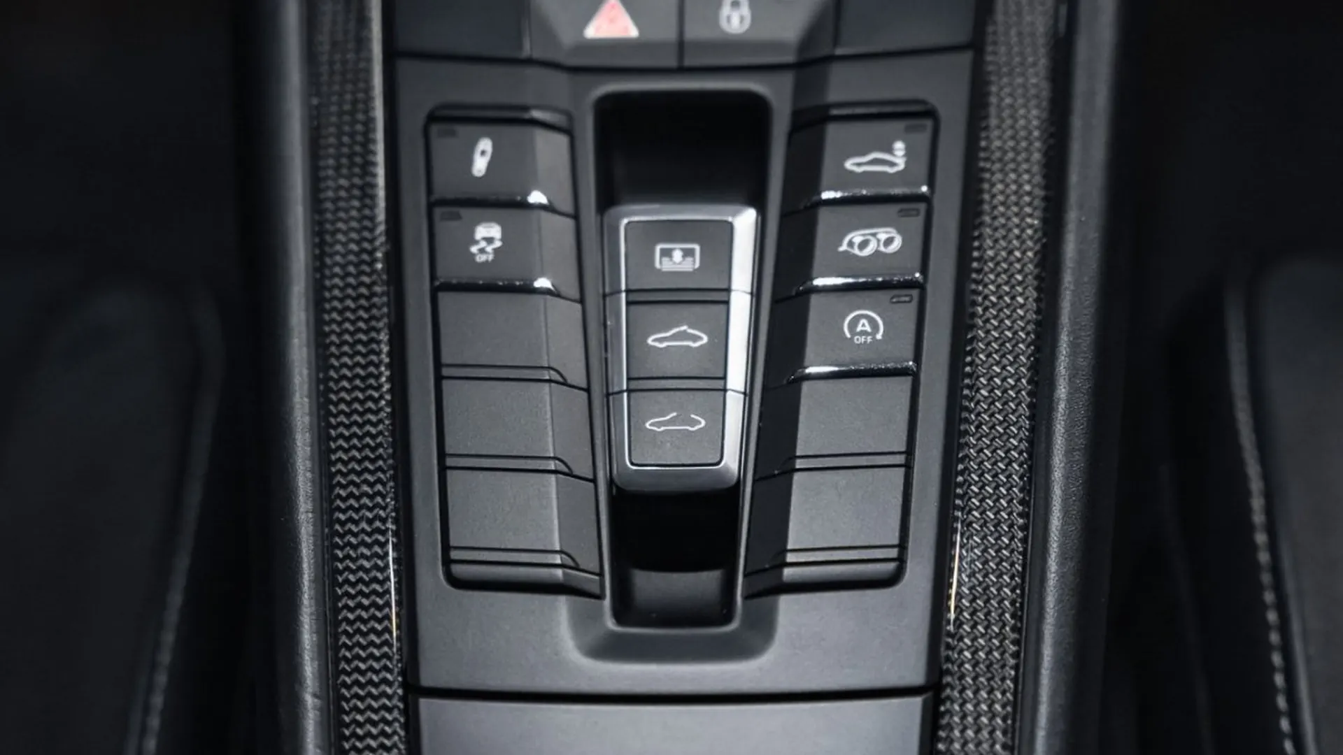 Porsche 911 — photo 33