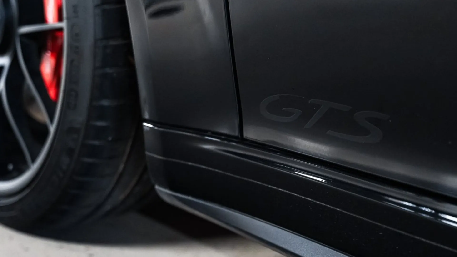Porsche 911 — photo 9