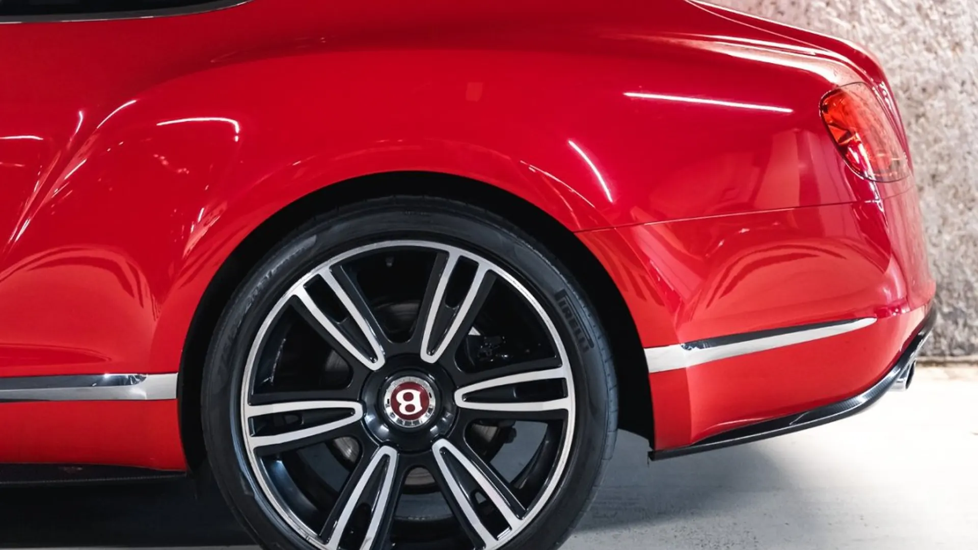 Bentley Continental — photo 11