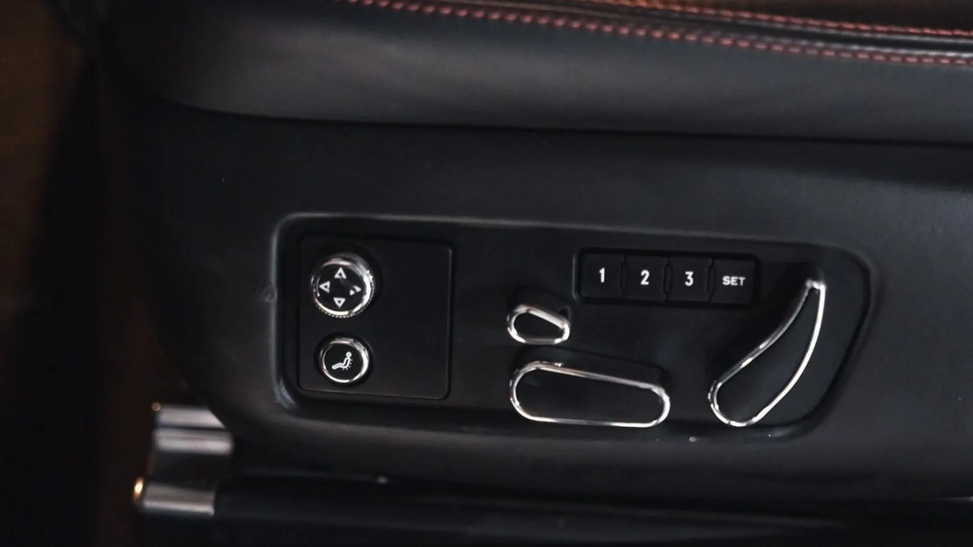 Bentley Continental — photo 24