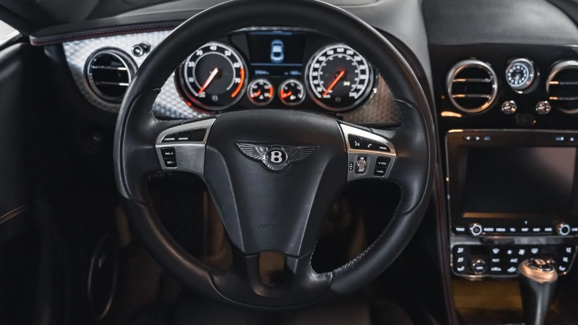 Bentley Continental — photo 28