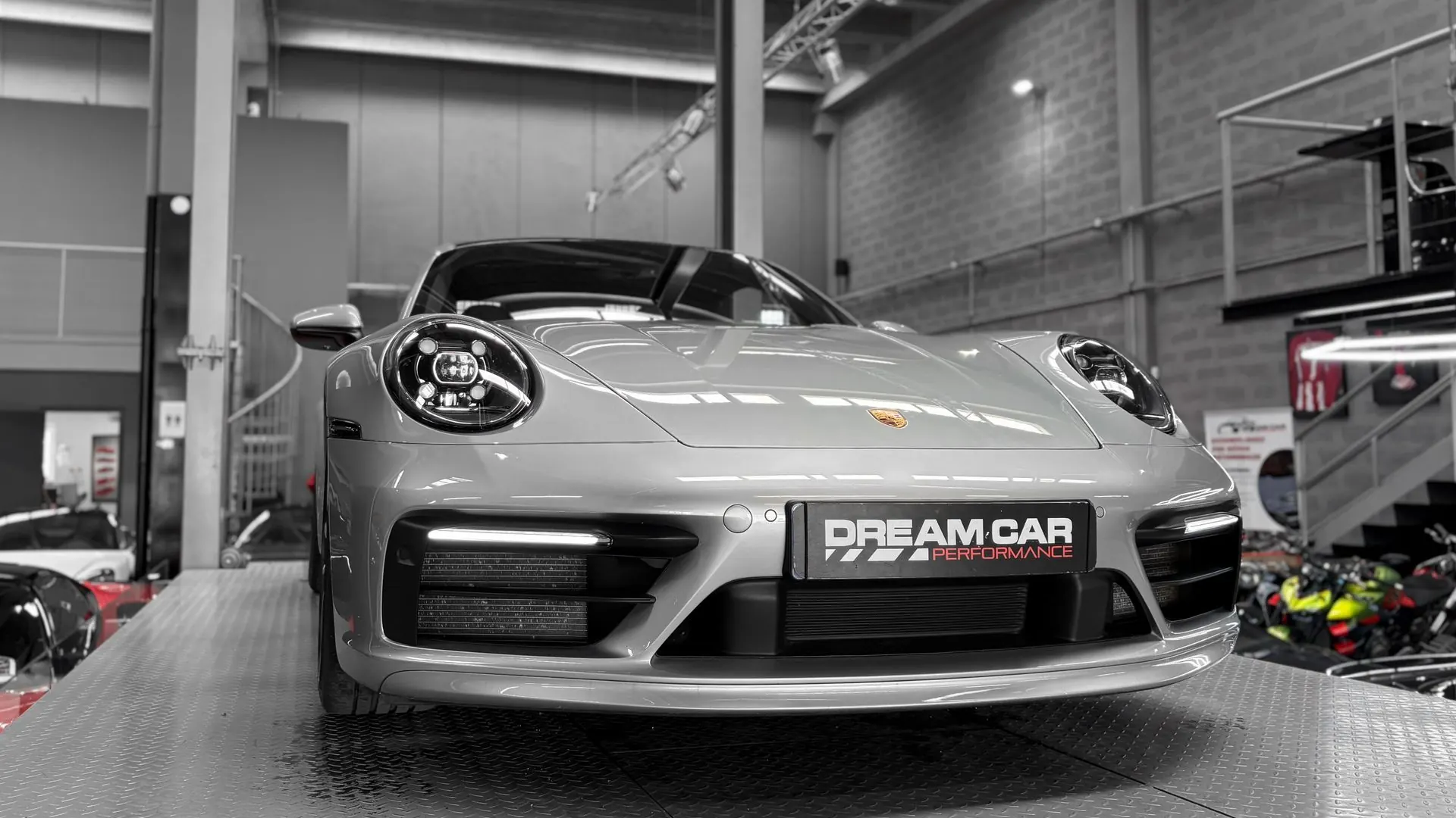 Porsche 992 — photo 4