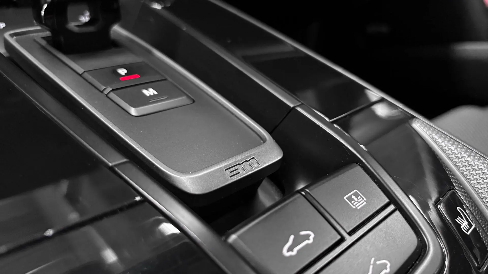 Porsche 992 — photo 15