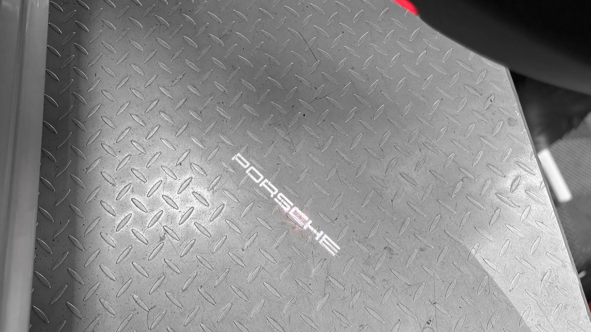 Porsche 992 — photo 17
