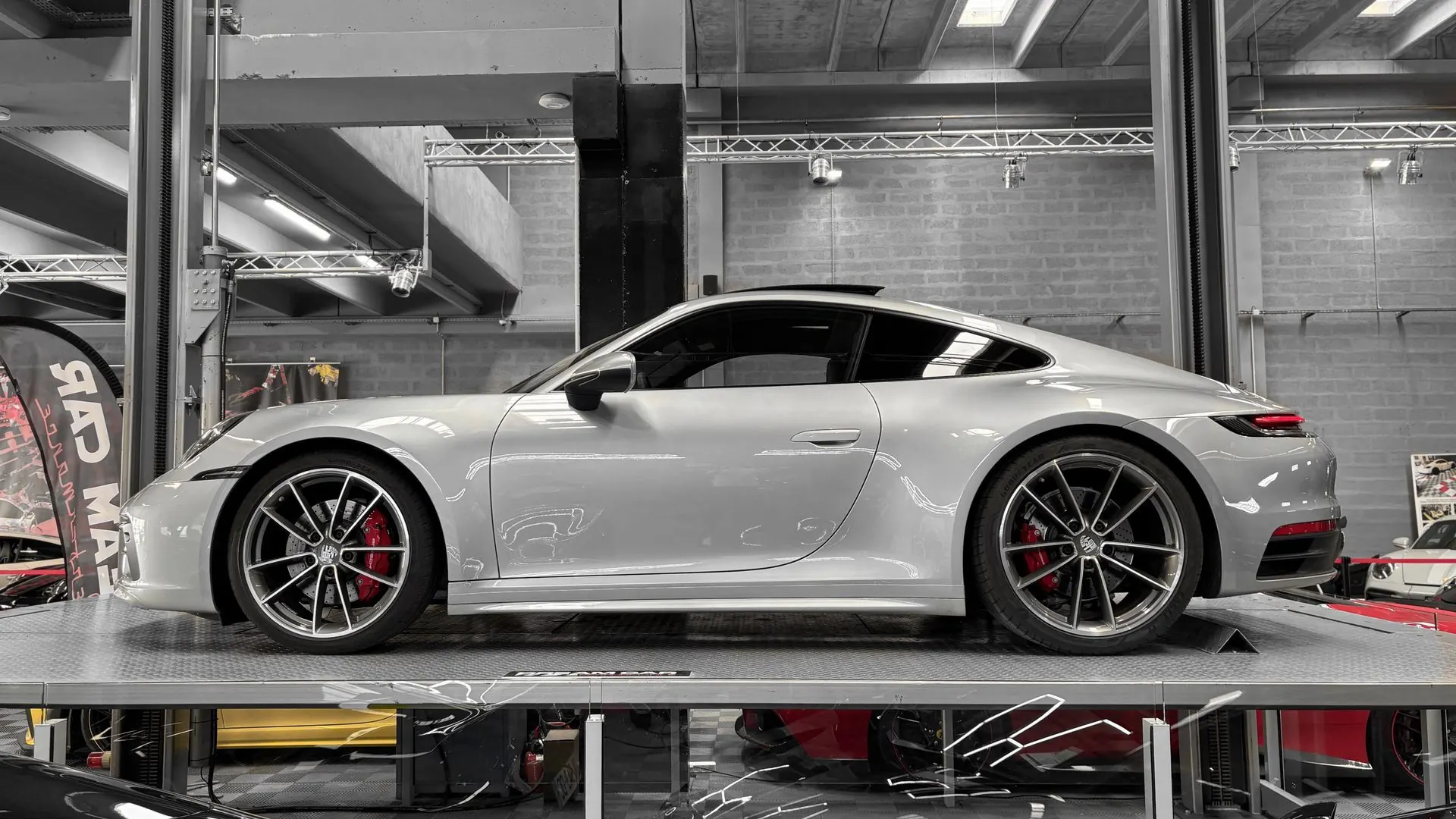 Porsche 992 — photo 11